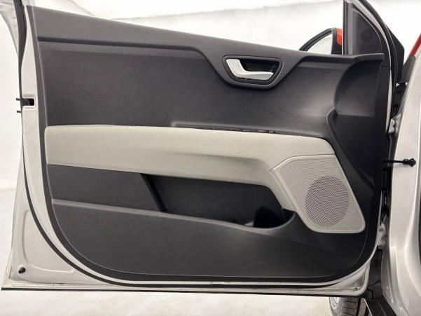 Vente en ligne Kia Stonic  1.0 T-GDi 100 ch ISG BVM5 au prix de 14 990 €