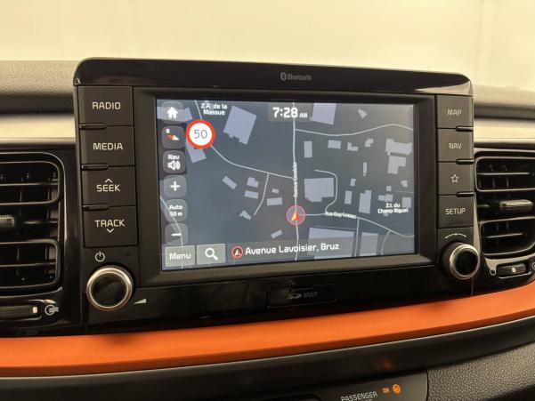 Vente en ligne Kia Stonic  1.0 T-GDi 100 ch ISG BVM5 au prix de 14 990 €