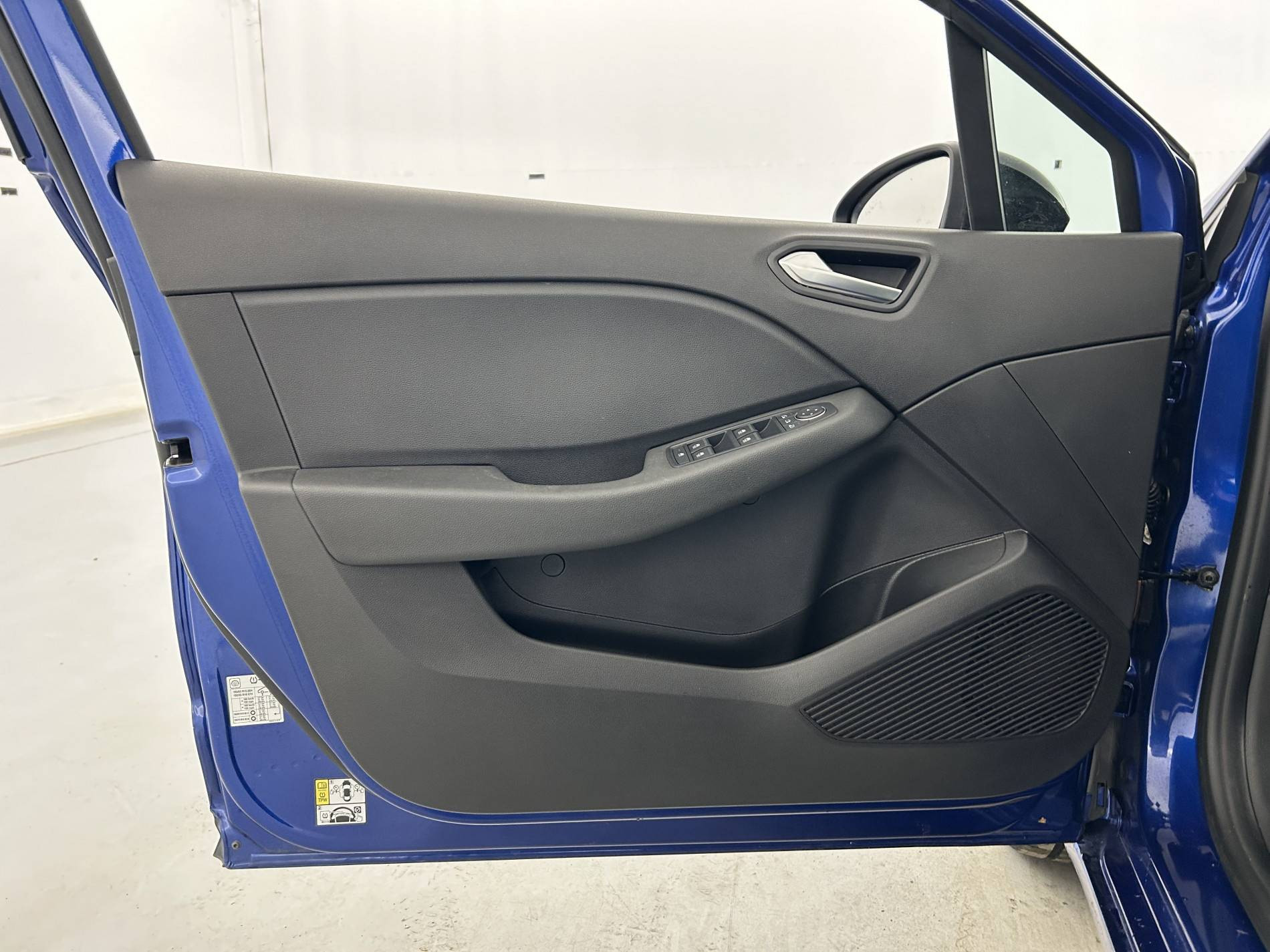 Vente en ligne Renault Clio 5 Clio dCi 100 au prix de 16 990 €