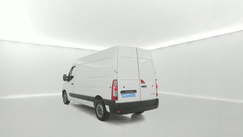 Vente en ligne Renault Master 3 Fourgon MASTER FGN TRAC F3500 L2H2 DCI 135 au prix de 21 490 €