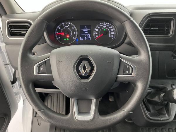 Vente en ligne Renault Master 3 Fourgon MASTER FGN TRAC F3500 L2H2 DCI 135 au prix de 21 490 €