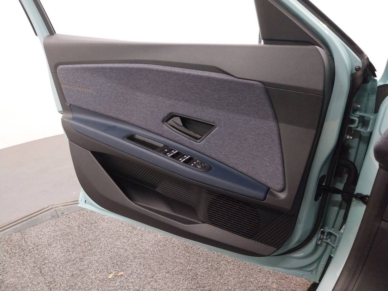 Vente en ligne Renault R4 E-Tech  150 ch autonomie confort au prix de 31 490 €