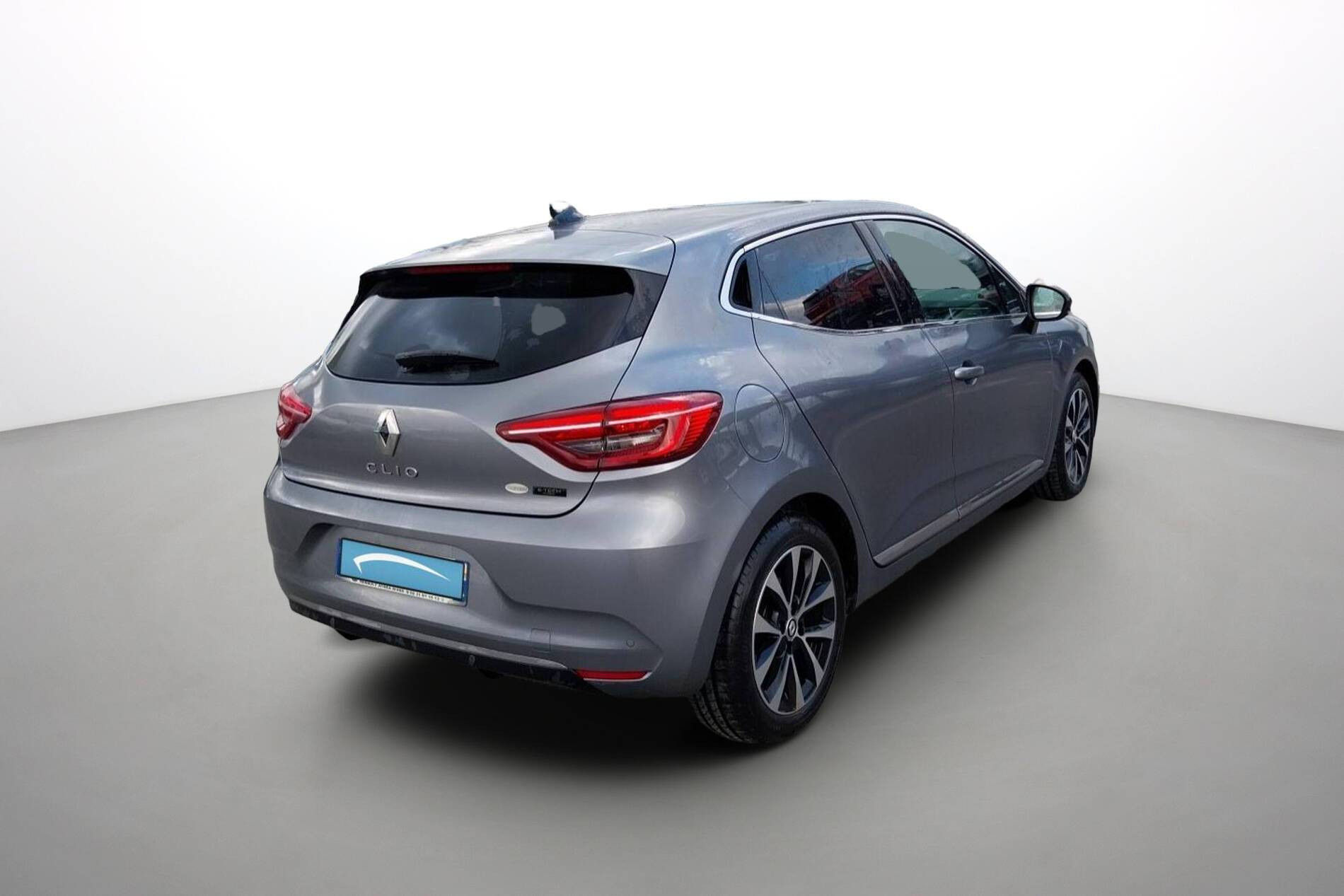Vente en ligne Renault Clio 5 Clio E-Tech full hybrid 145 au prix de 18 940 €