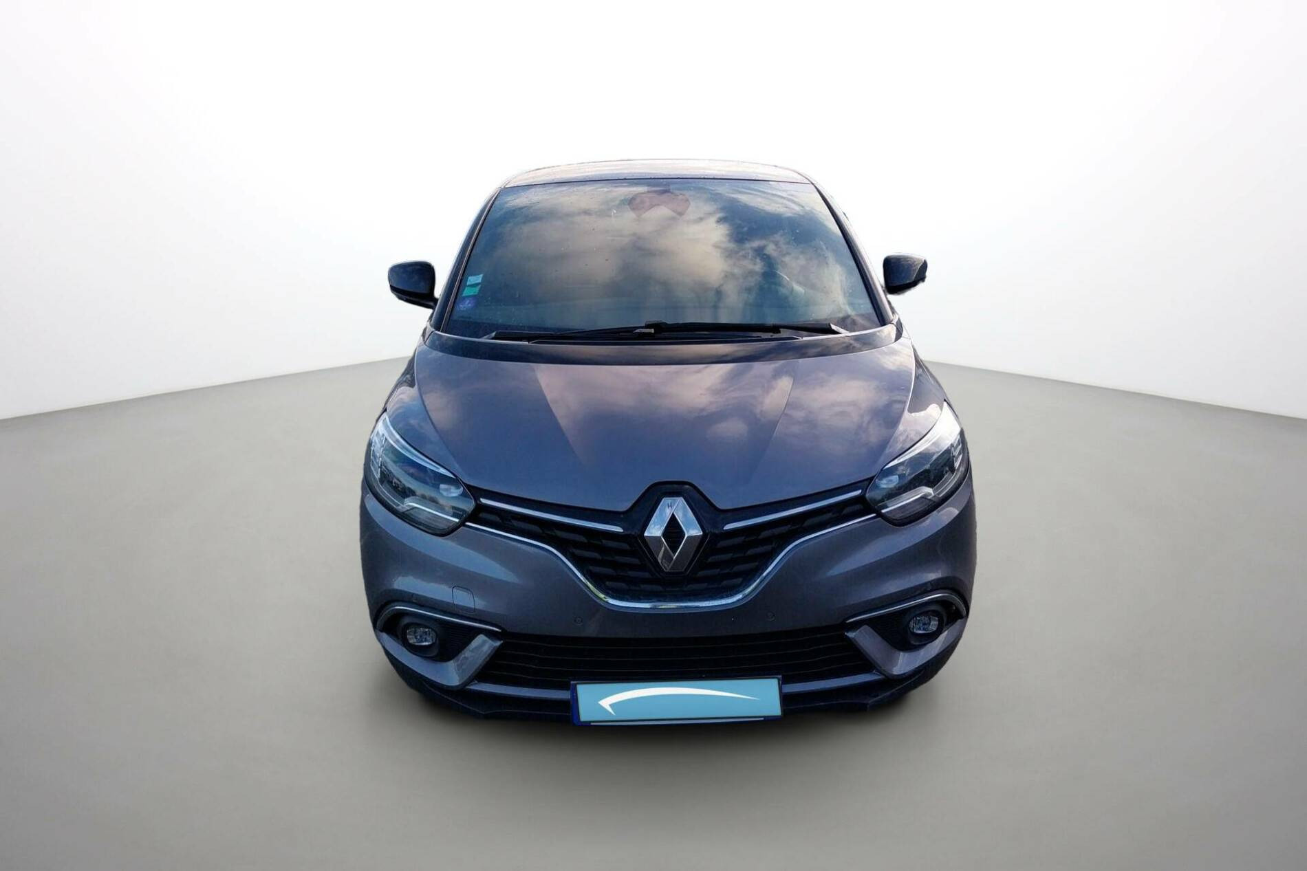 Vente en ligne Renault Scenic 4 Scenic TCe 140 FAP EDC au prix de 17 590 €