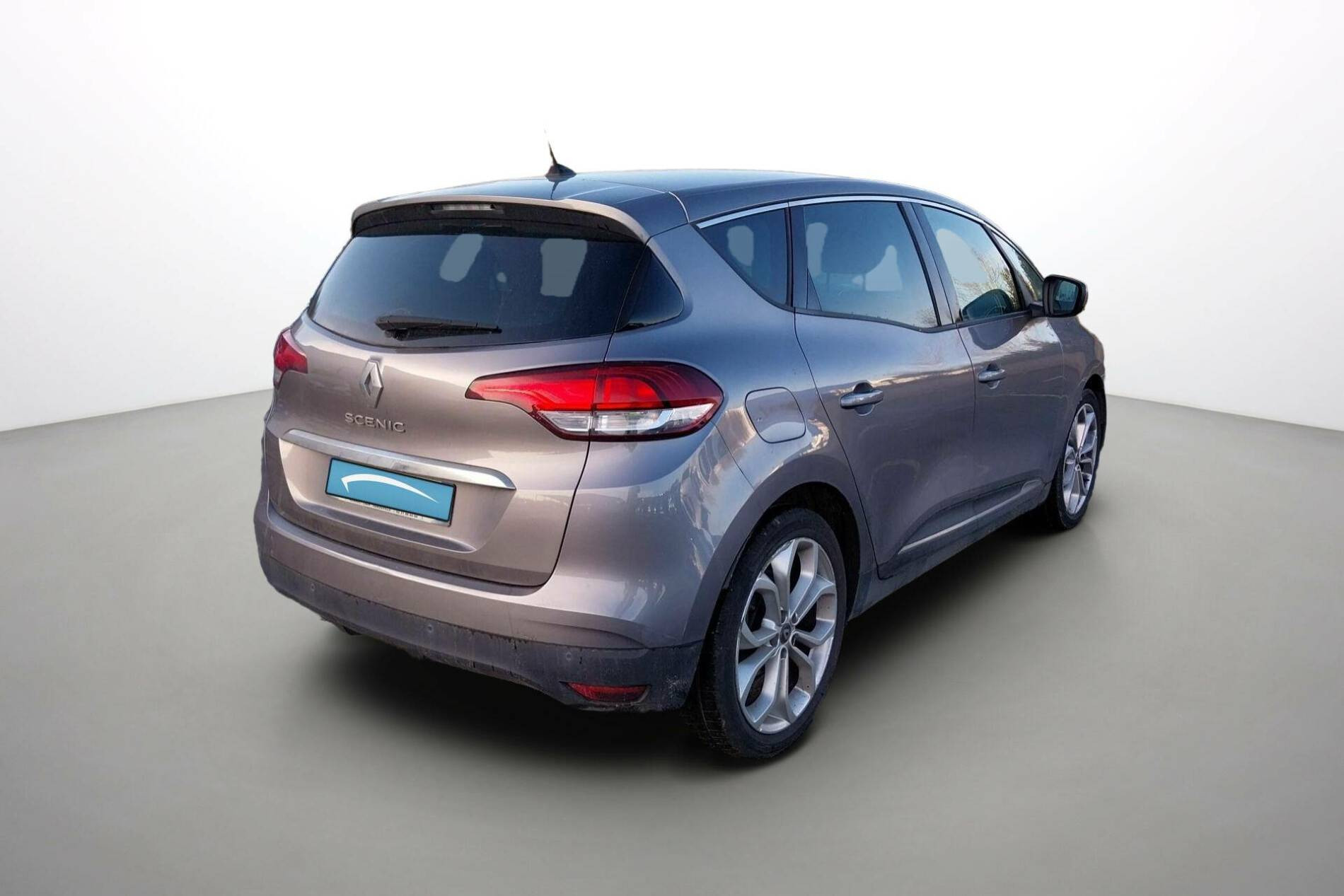 Vente en ligne Renault Scenic 4 Scenic Blue dCi 120 EDC au prix de 17 490 €