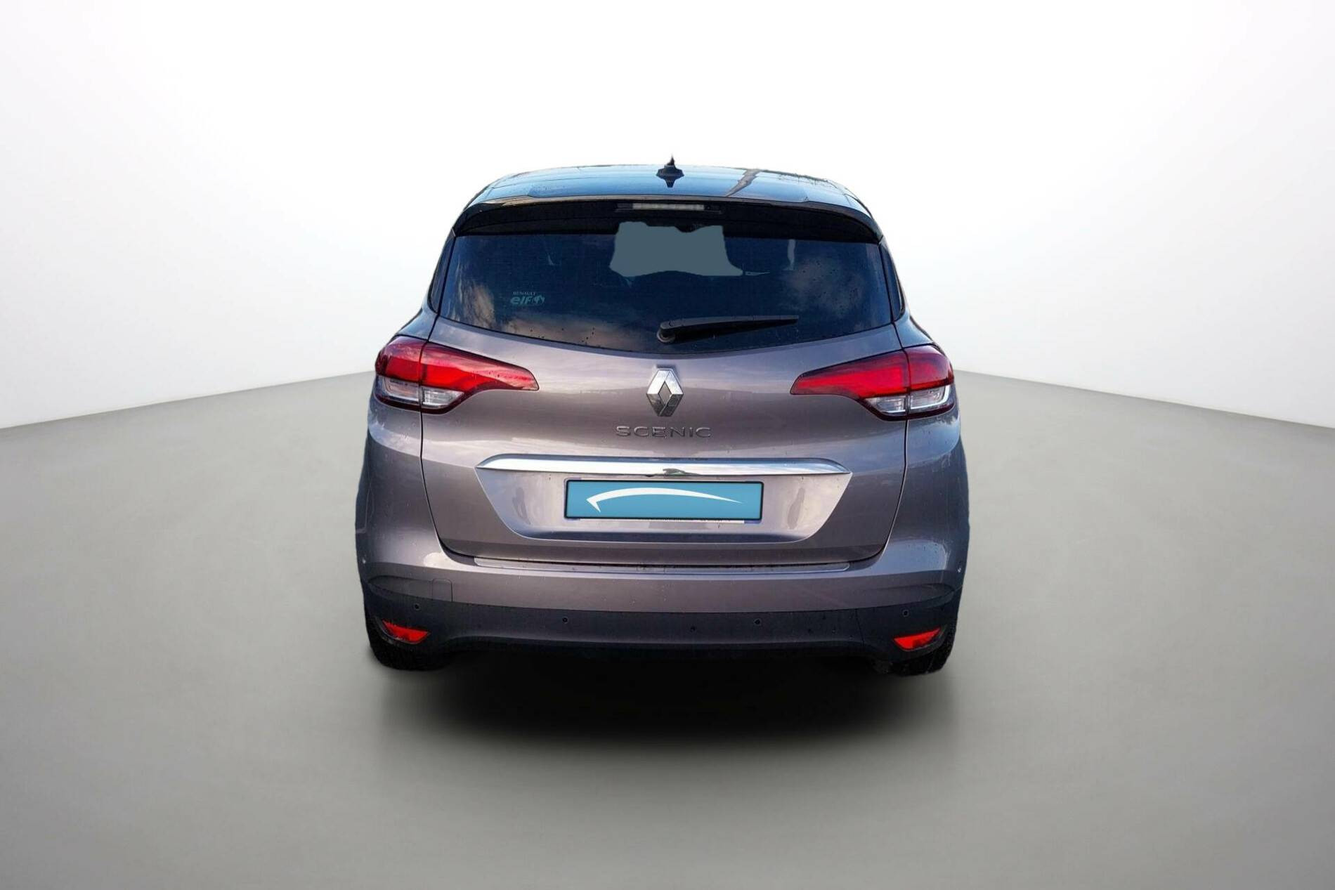 Vente en ligne Renault Scenic 4 Scenic TCe 140 FAP EDC au prix de 17 590 €