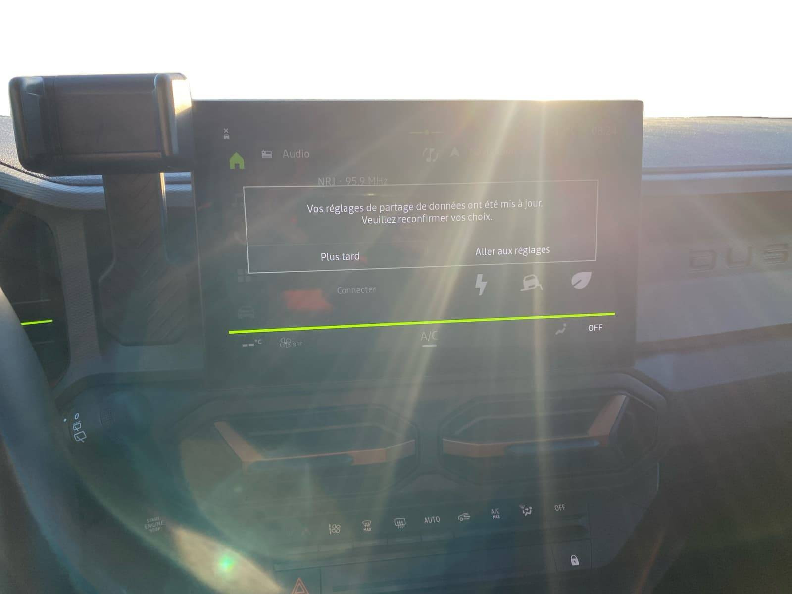 Vente en ligne Dacia Duster  Hybrid 140 au prix de 27 490 €