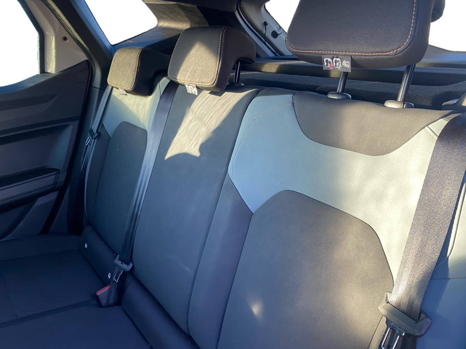 Vente en ligne Dacia Duster  Hybrid 140 au prix de 27 490 €