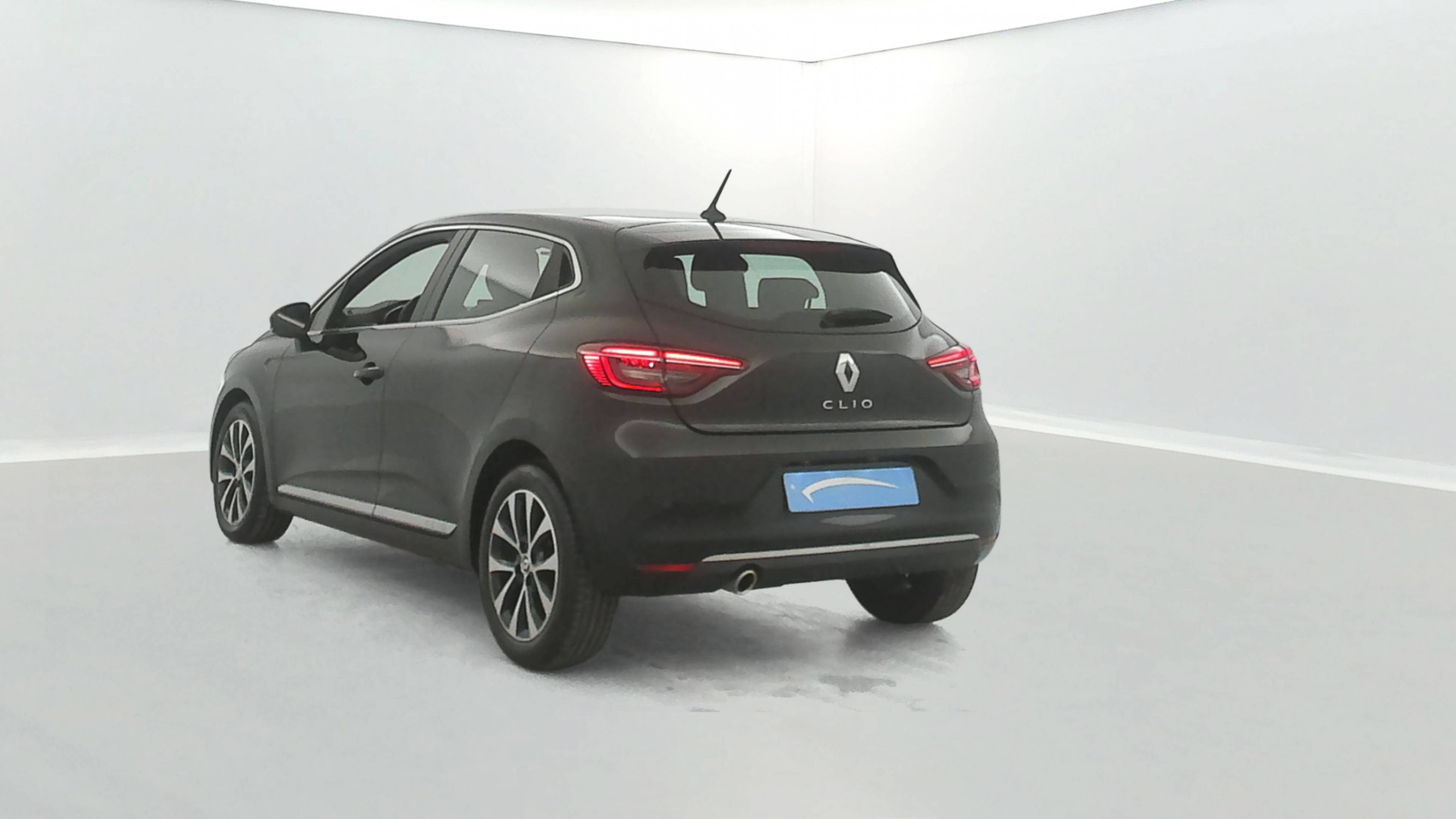 Vente en ligne Renault Clio 5 Clio TCe 90 - 21N au prix de 15 690 €