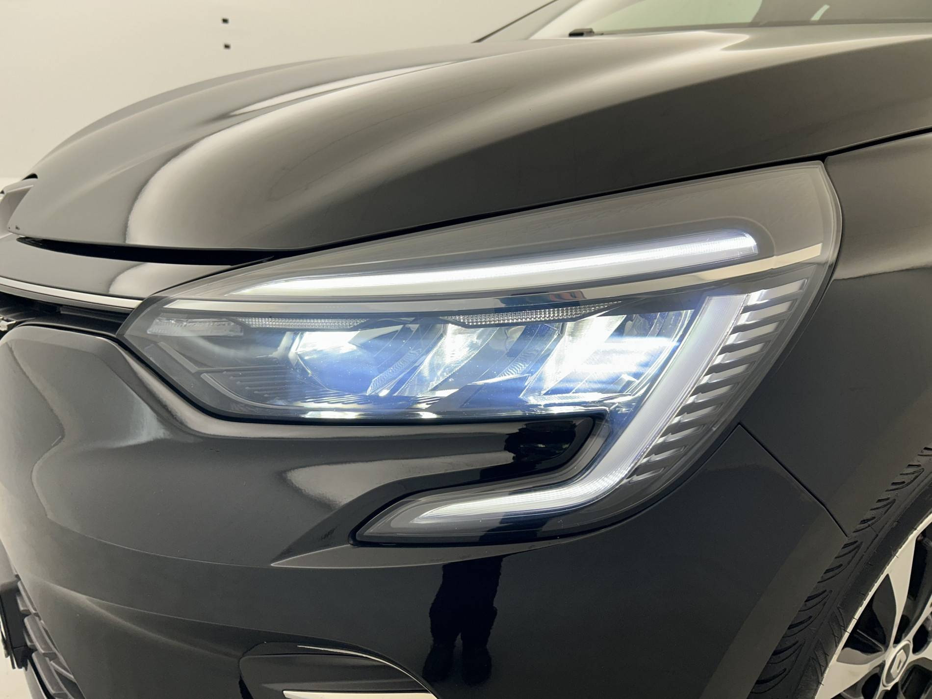 Vente en ligne Renault Clio 5 Clio TCe 90 - 21N au prix de 15 690 €