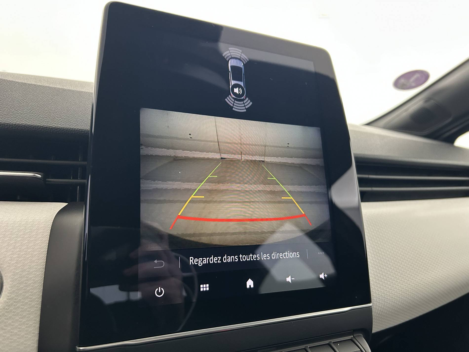 Vente en ligne Renault Clio 5 Clio TCe 90 - 21N au prix de 15 690 €