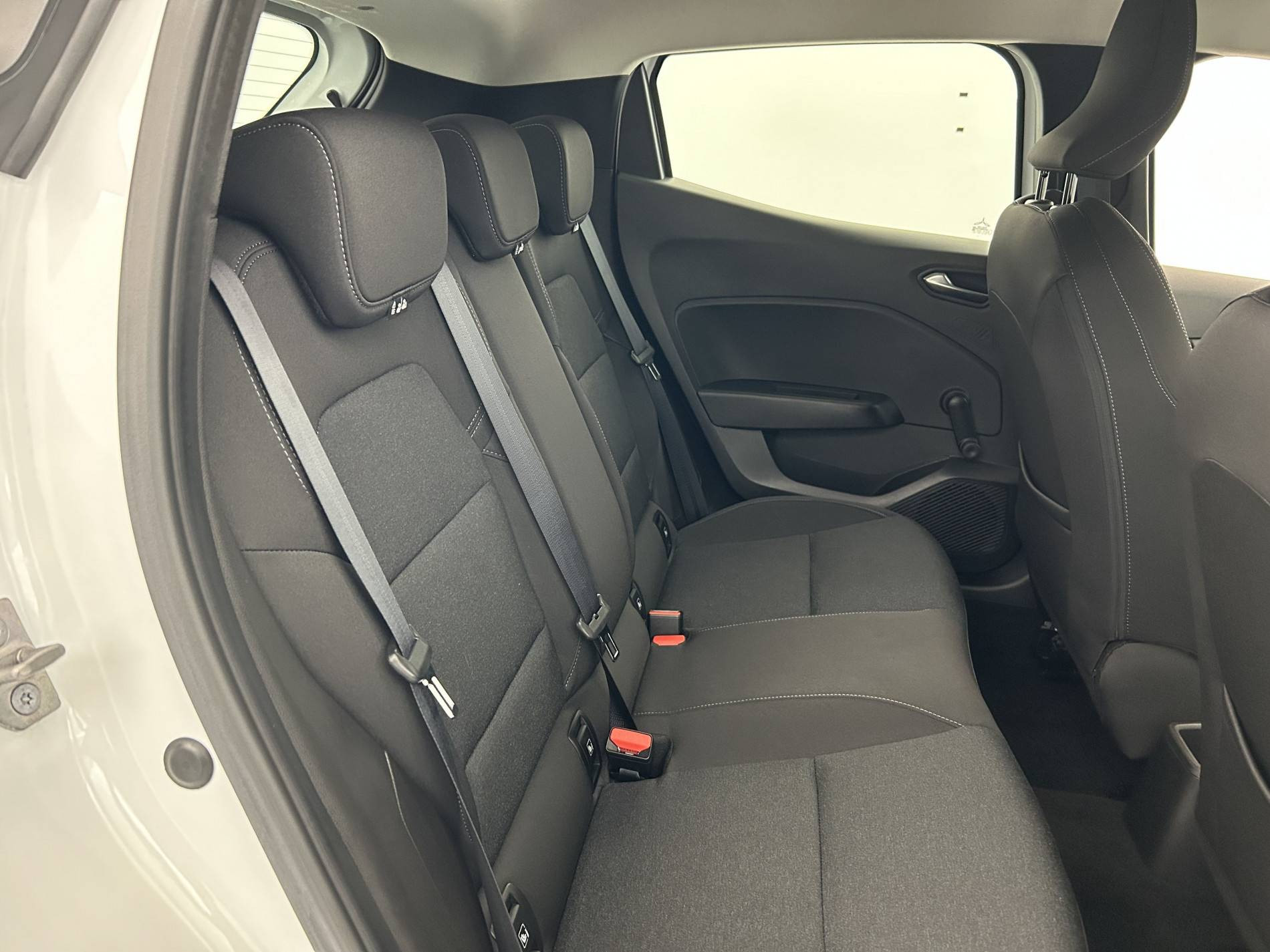 Vente en ligne Renault Clio 5 Clio TCe 90 au prix de 14 290 €