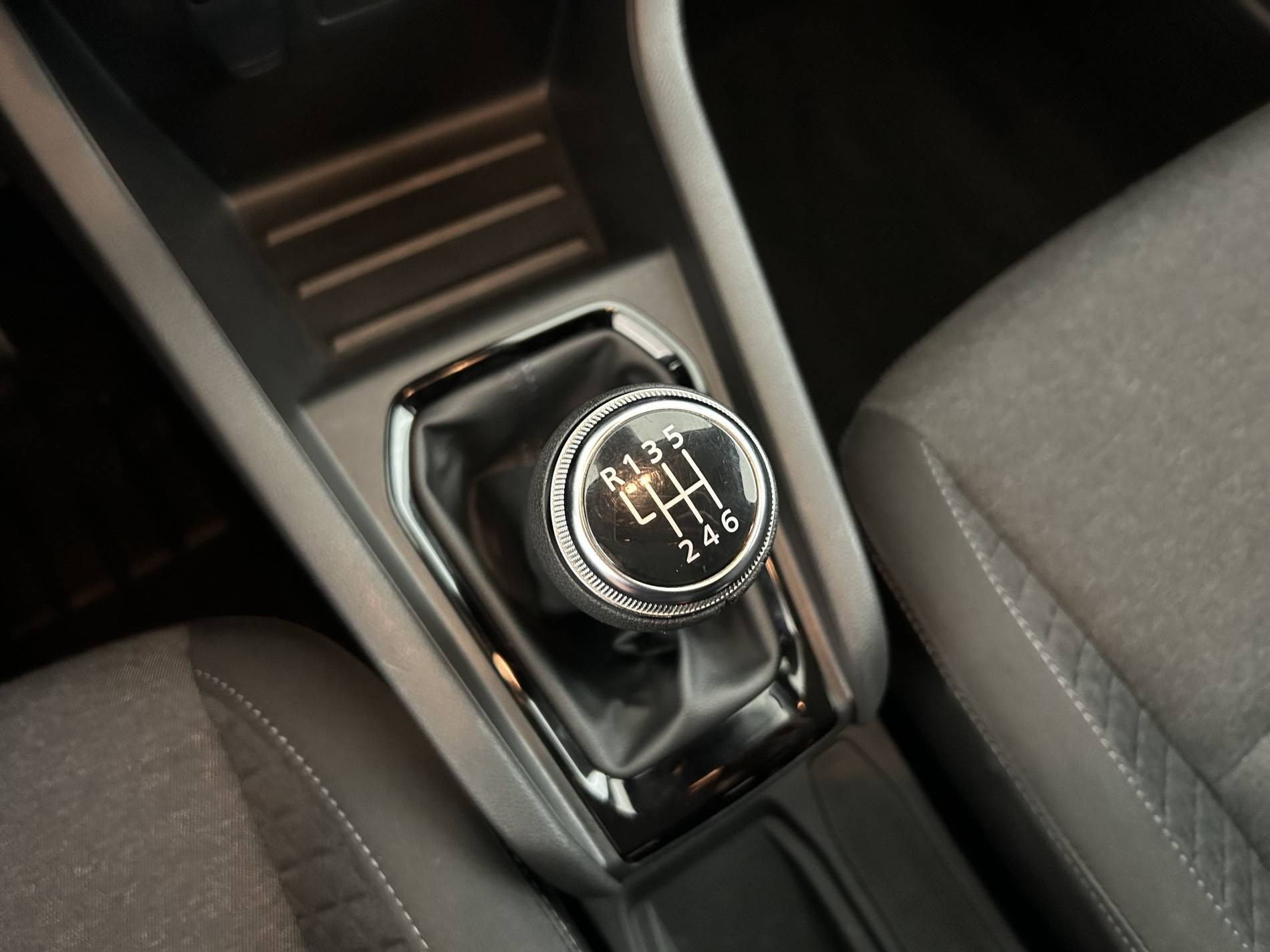 Vente en ligne Renault Clio 5 Clio TCe 90 au prix de 14 290 €