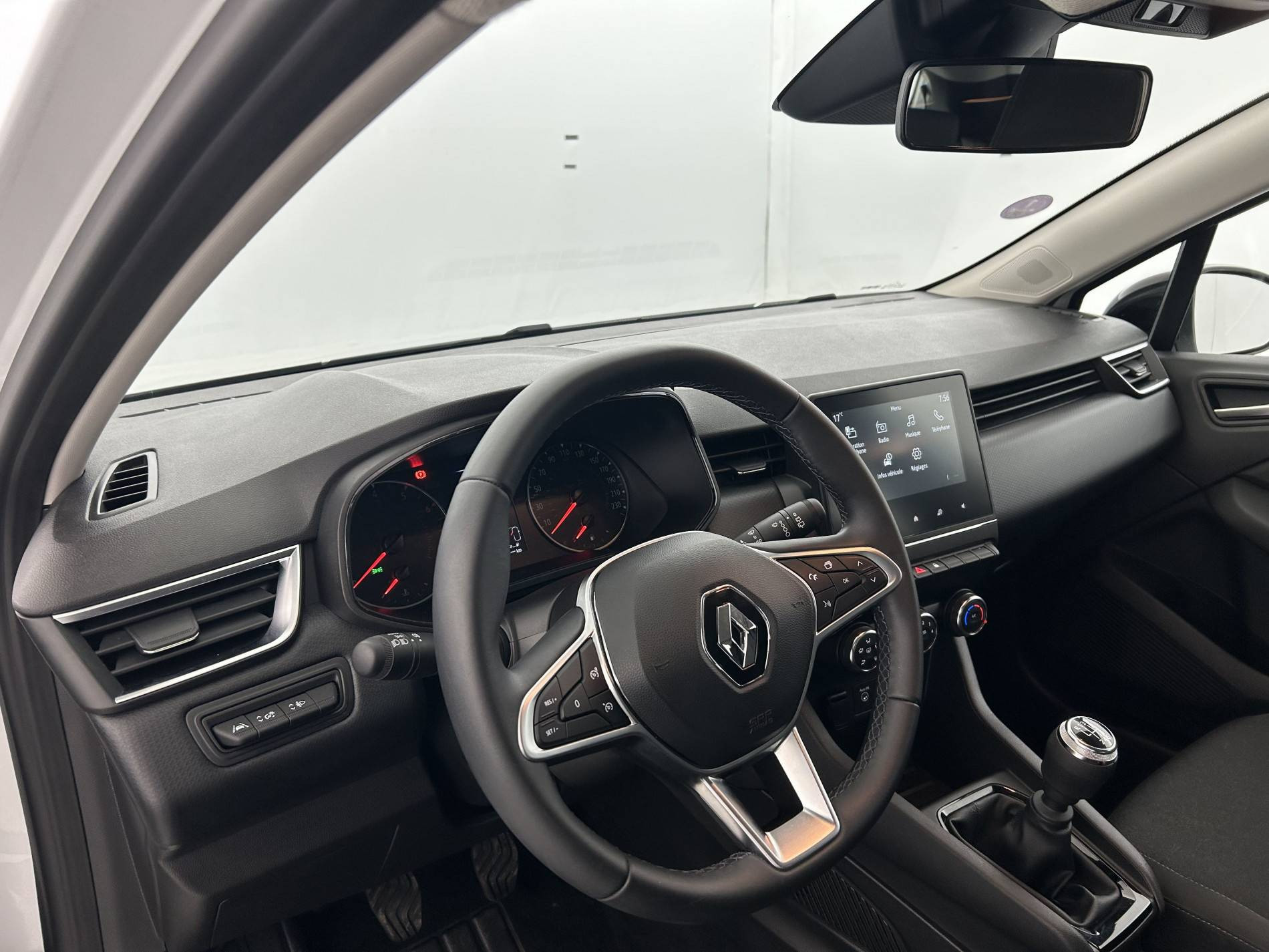 Vente en ligne Renault Clio 5 Clio TCe 90 au prix de 14 290 €