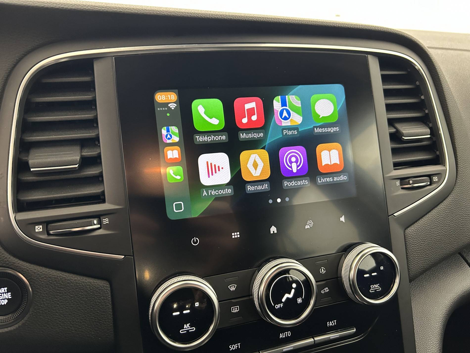 Vente en ligne Renault Megane 4 Mégane IV Berline Blue dCi 115 - 21N au prix de 13 790 €