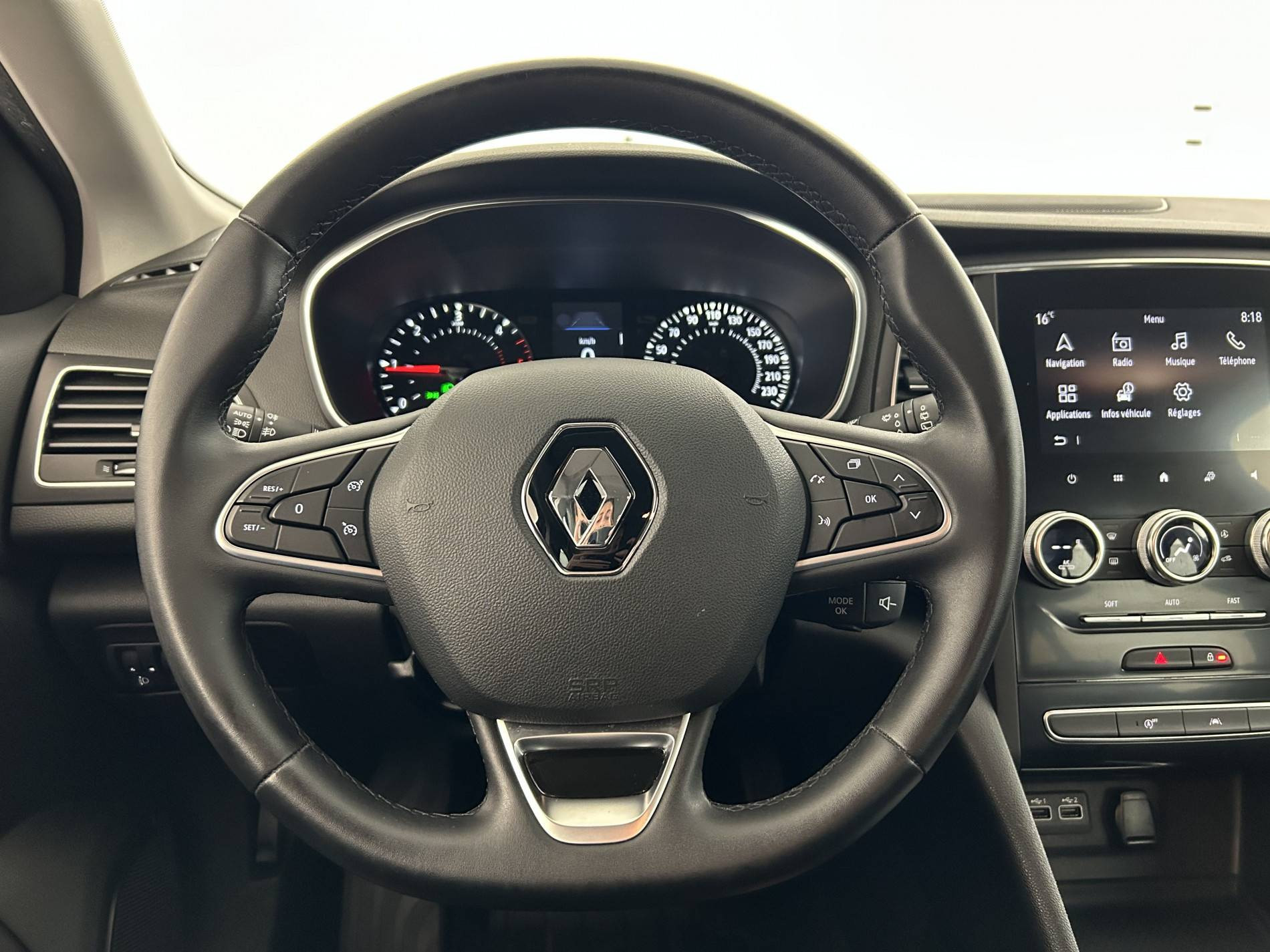 Vente en ligne Renault Megane 4 Mégane IV Berline Blue dCi 115 - 21N au prix de 13 790 €