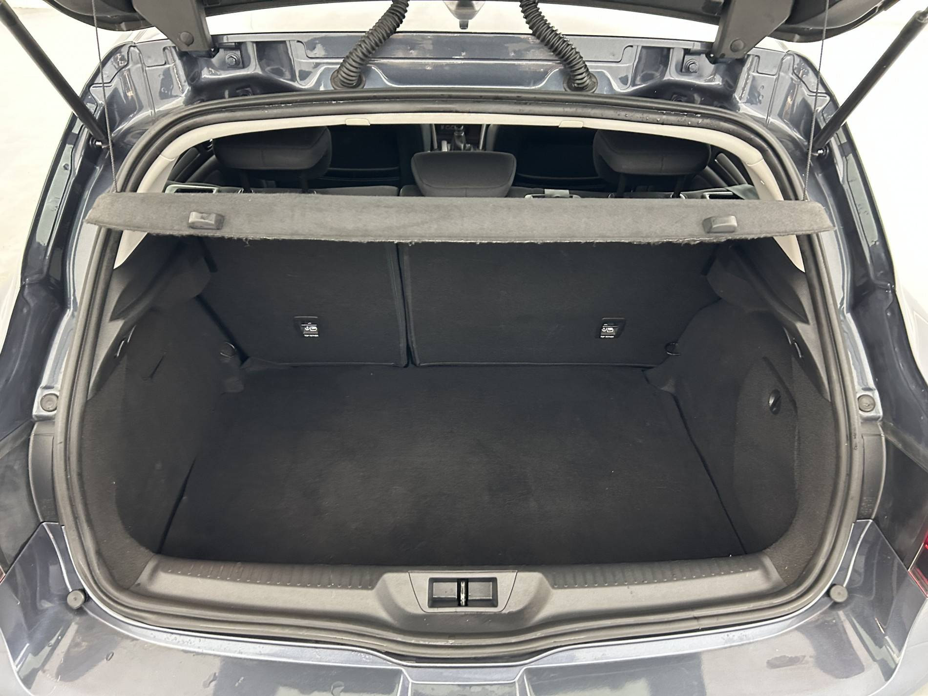 Vente en ligne Renault Megane 4 Mégane IV Berline Blue dCi 115 - 21N au prix de 13 790 €