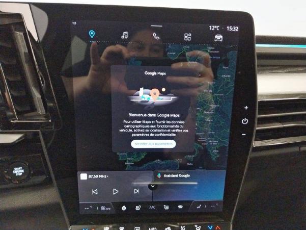 Vente en ligne Renault Austral  E-Tech hybrid 200 au prix de 26 900 €