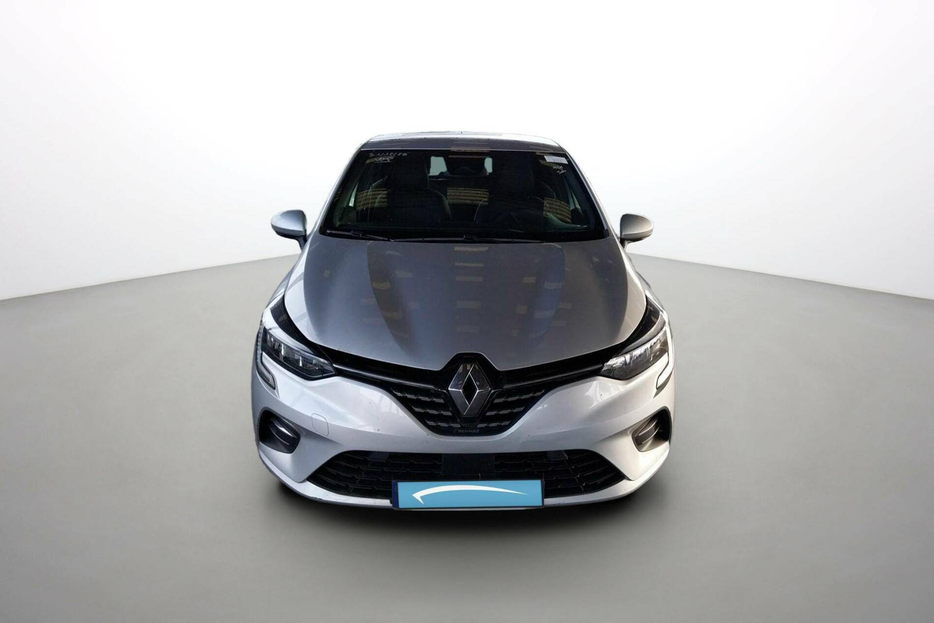 Vente en ligne Renault Clio 5 Clio E-Tech 140 - 21N au prix de 18 590 €