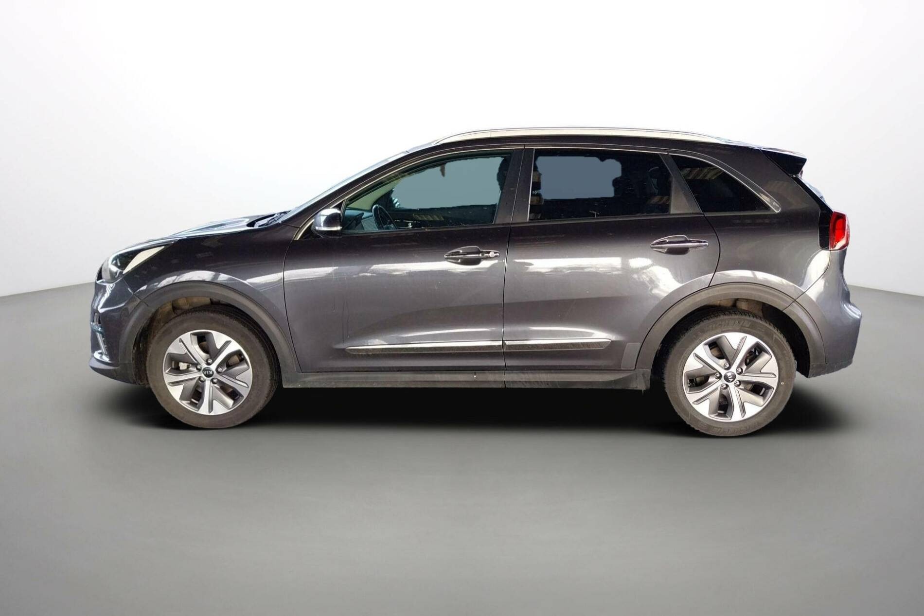 Vente en ligne Kia e-Niro  Electrique 204 ch au prix de 16 990 €