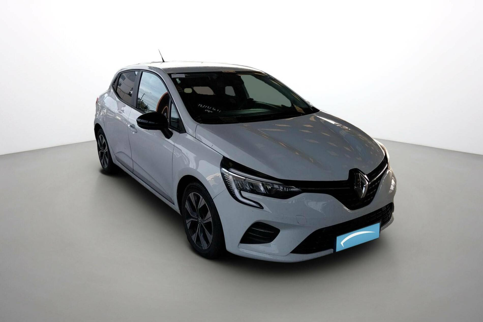 Vente en ligne Renault Clio 5 CLIO SOCIETE BLUE DCI 100 au prix de 15 490 €