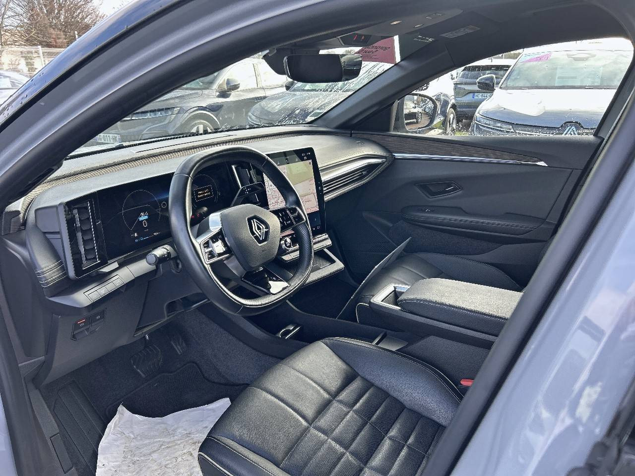 Vente en ligne Renault Megane E-Tech  EV60 220 ch super charge au prix de 23 990 €