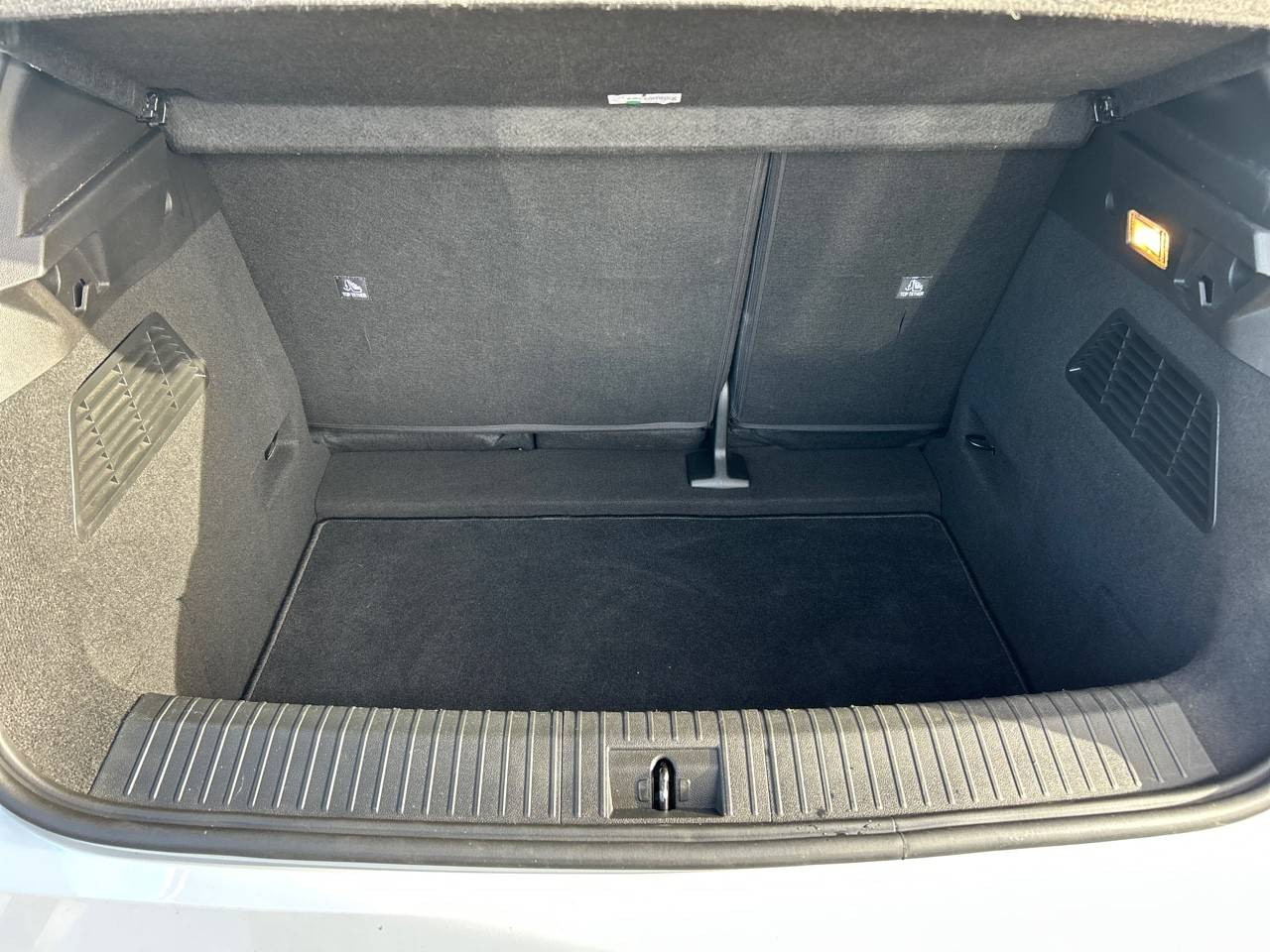 Vente en ligne Renault Megane E-Tech  EV60 220 ch super charge au prix de 23 990 €