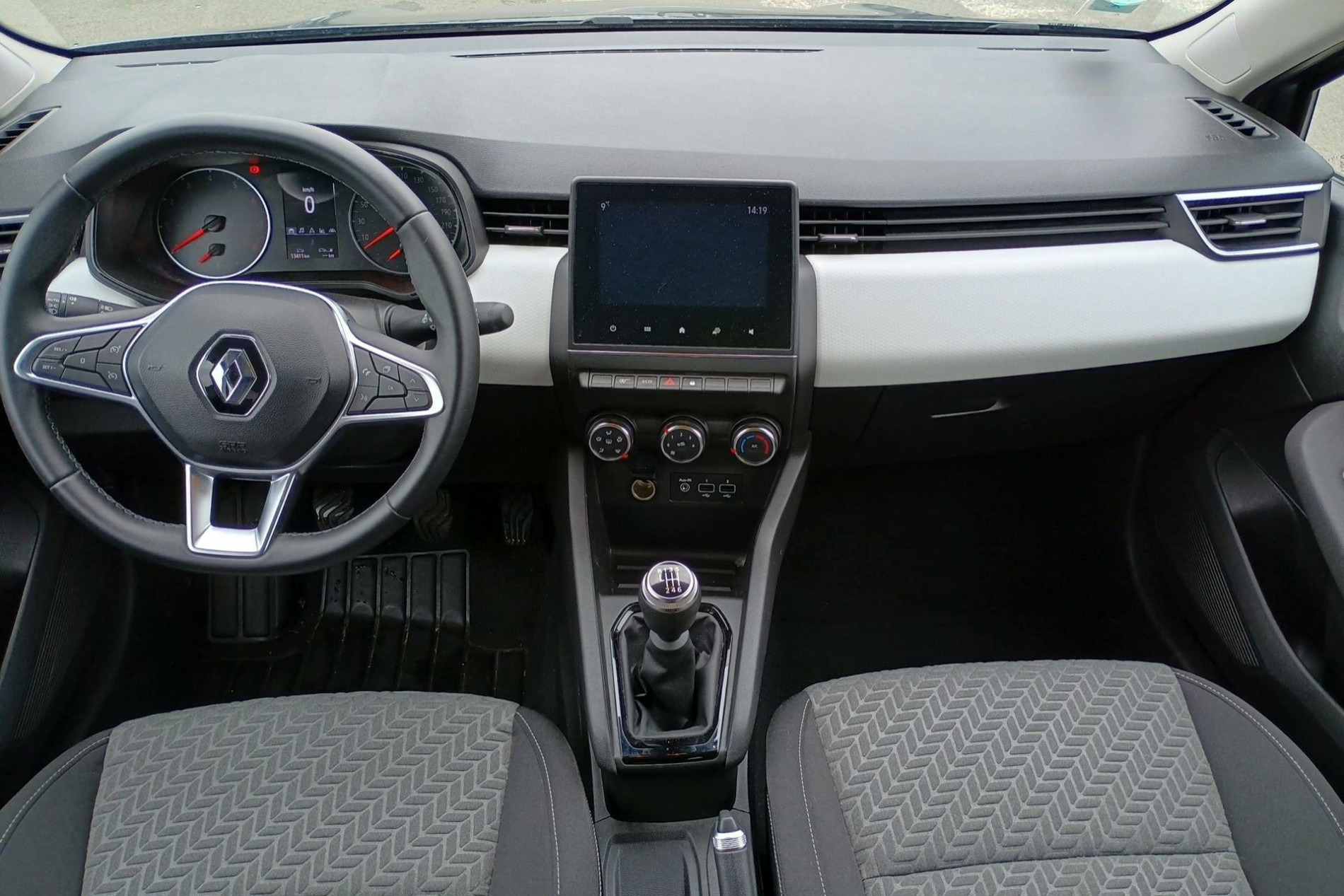 Vente en ligne Renault Clio 5 Clio TCe 90 au prix de 14 990 €