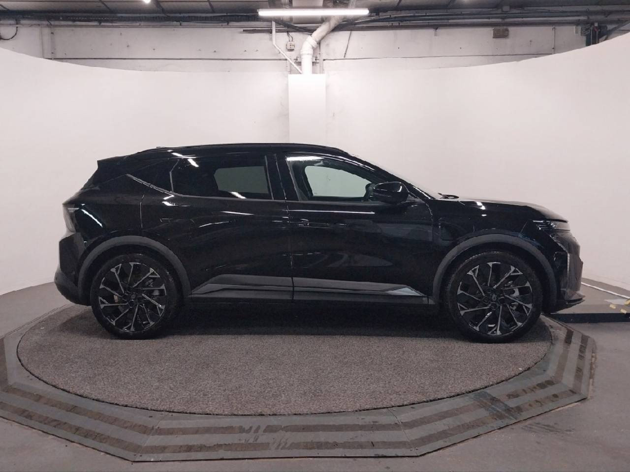 Vente en ligne Renault Scenic E-Tech  220 ch grande autonomie au prix de 44 900 €