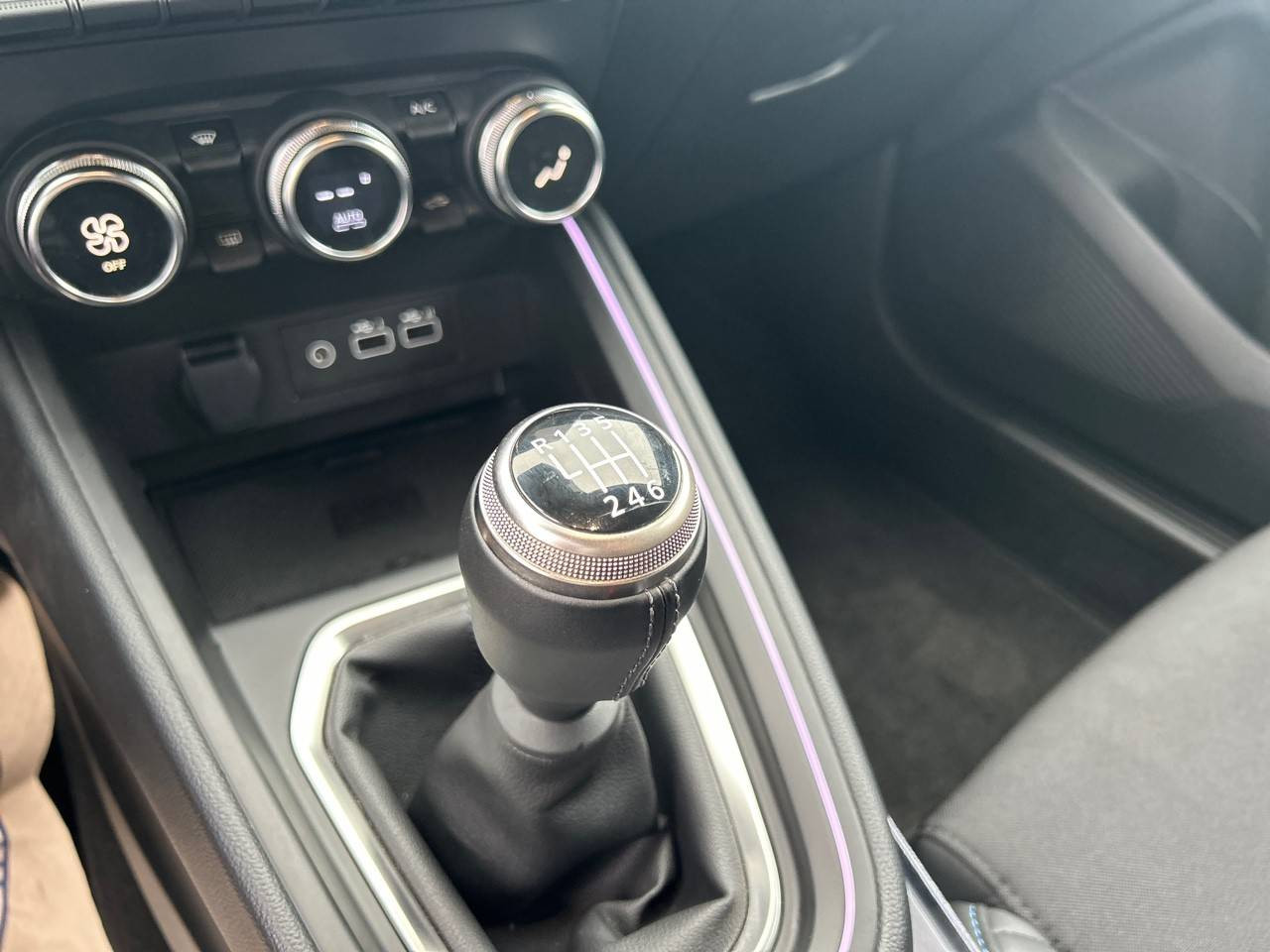 Vente en ligne Renault Clio 5 Clio TCe 90 ch GSR2 au prix de 20 590 €