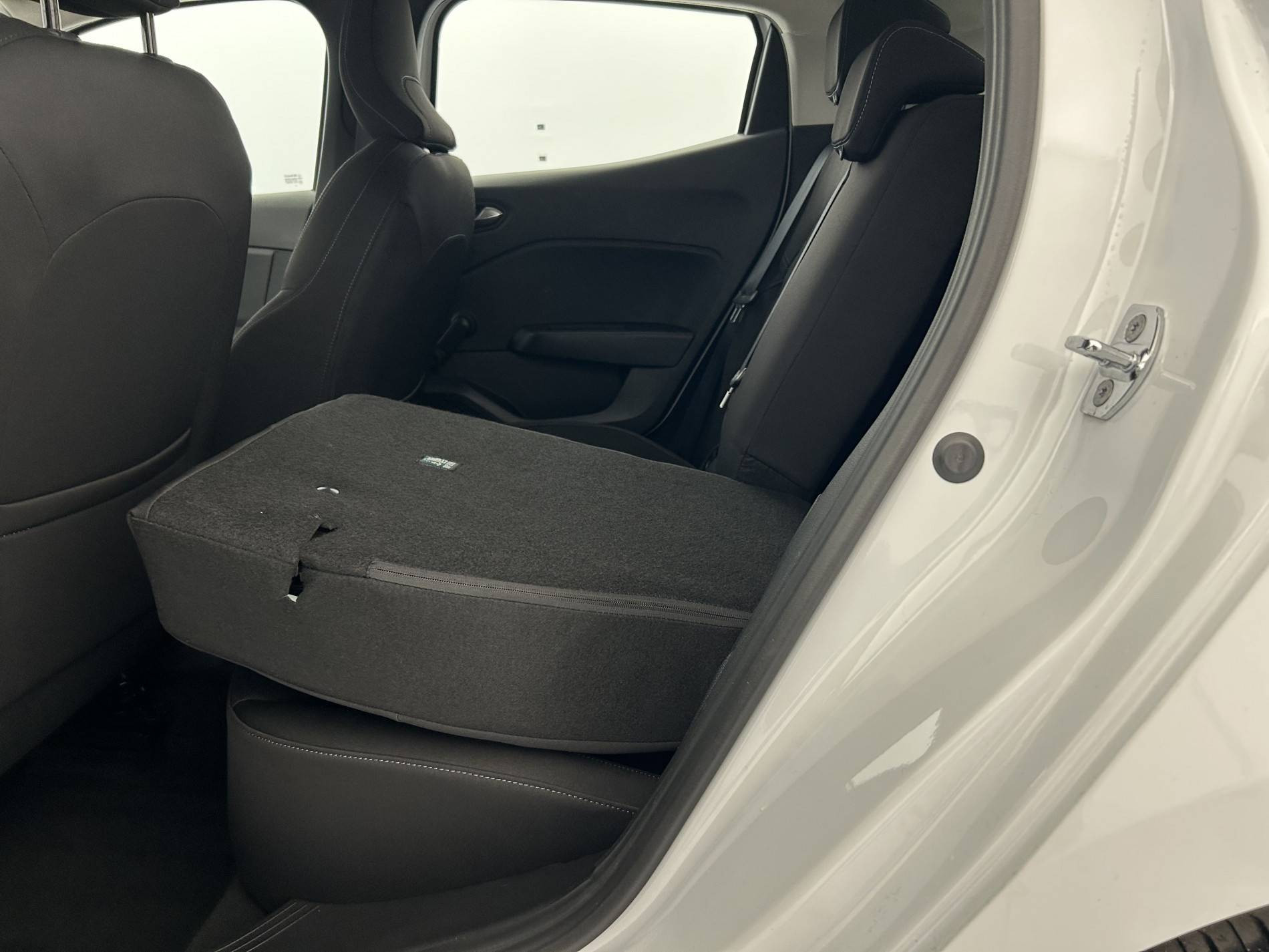 Vente en ligne Renault Clio 5 Clio TCe 100 GPL - 21N au prix de 13 490 €