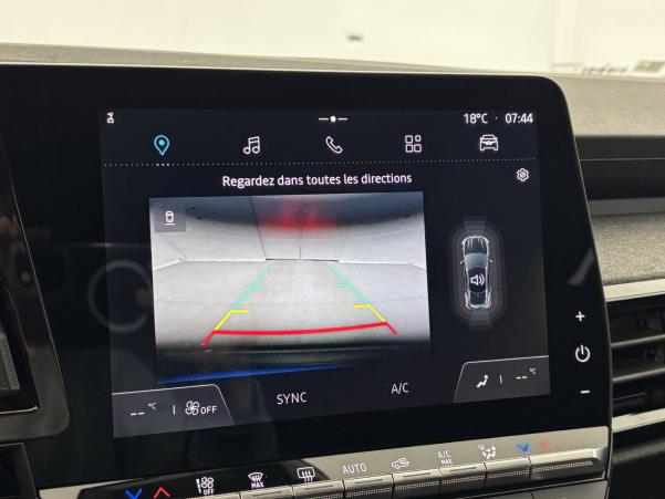 Vente en ligne Renault Austral  E-Tech hybrid 200 au prix de 29 990 €