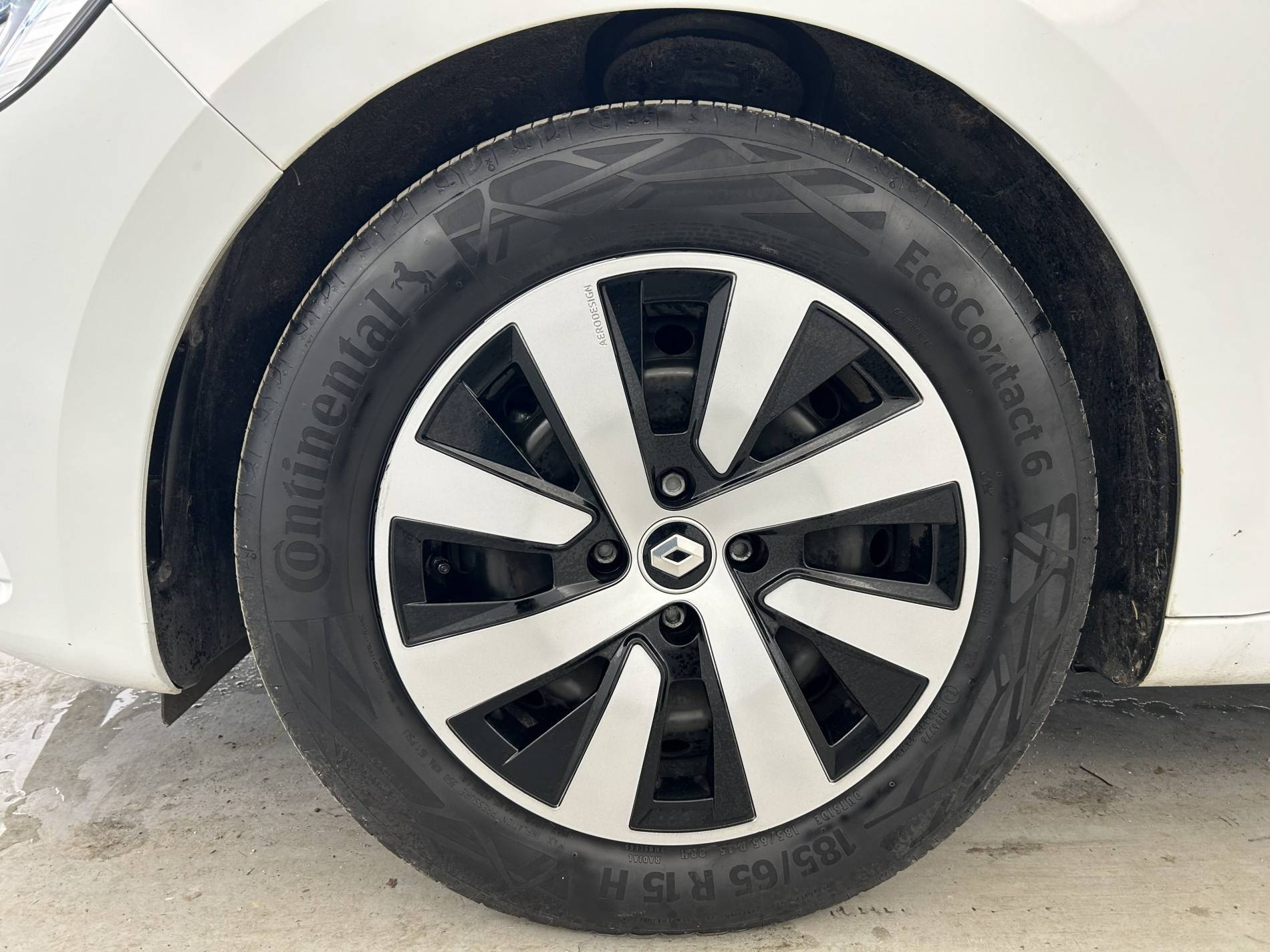 Vente en ligne Renault Clio 5 Clio TCe 90 au prix de 14 790 €