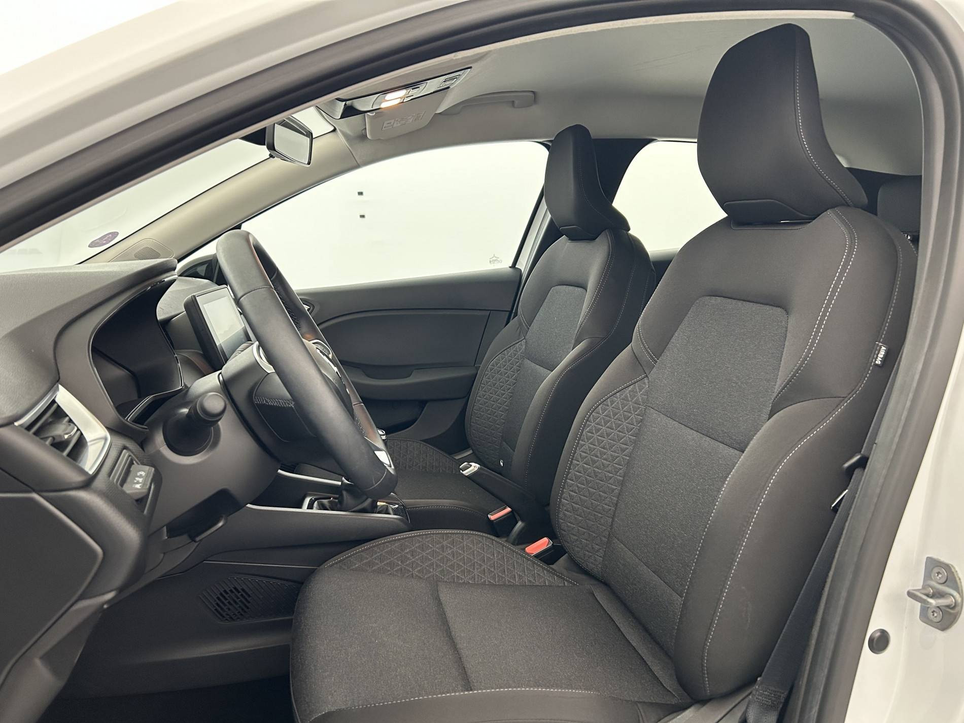 Vente en ligne Renault Clio 5 Clio TCe 90 au prix de 14 790 €