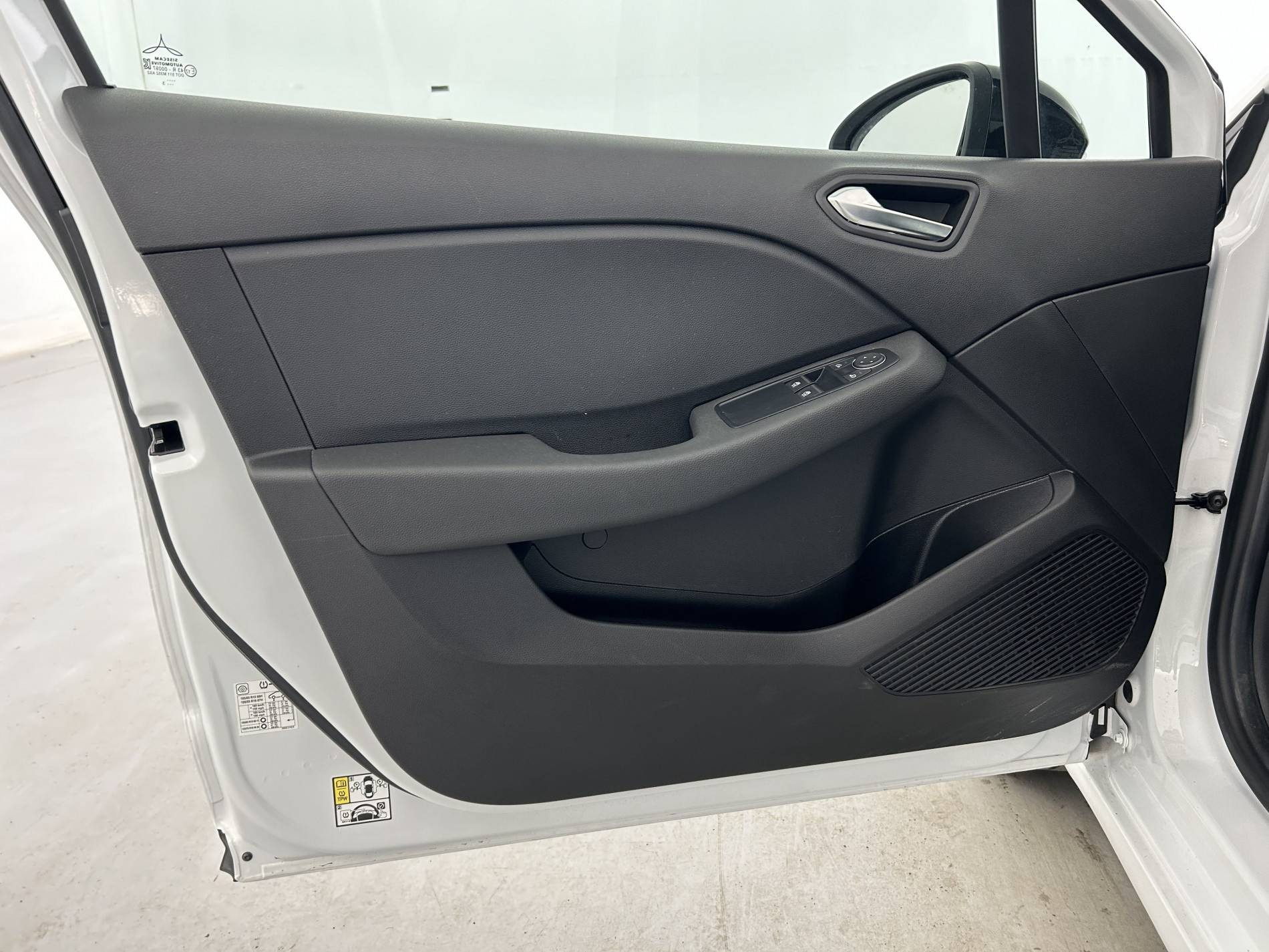 Vente en ligne Renault Clio 5 Clio TCe 90 au prix de 14 790 €