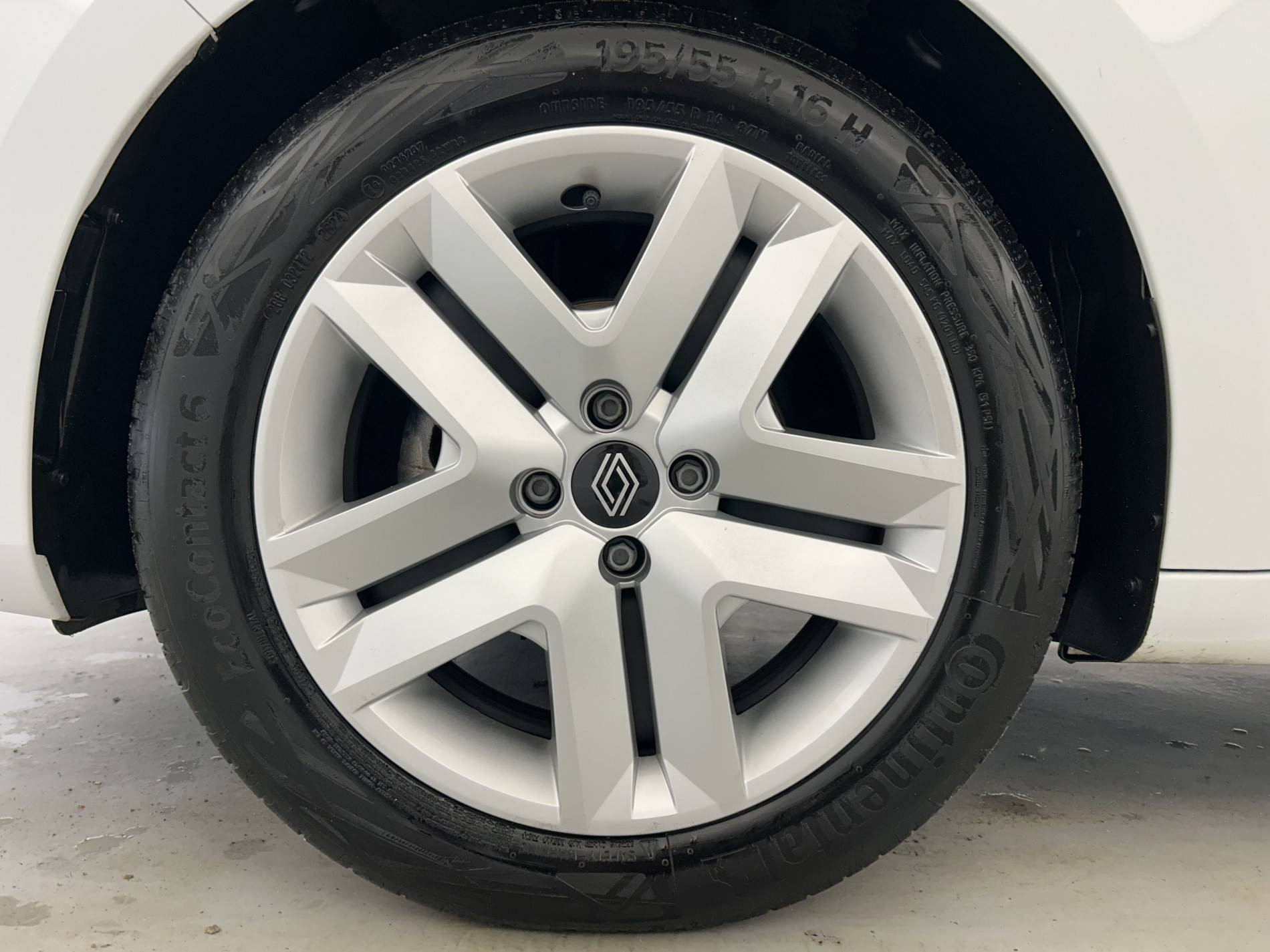 Vente en ligne Renault Clio 5 Clio SCe 65 ch GSR2 au prix de 14 590 €