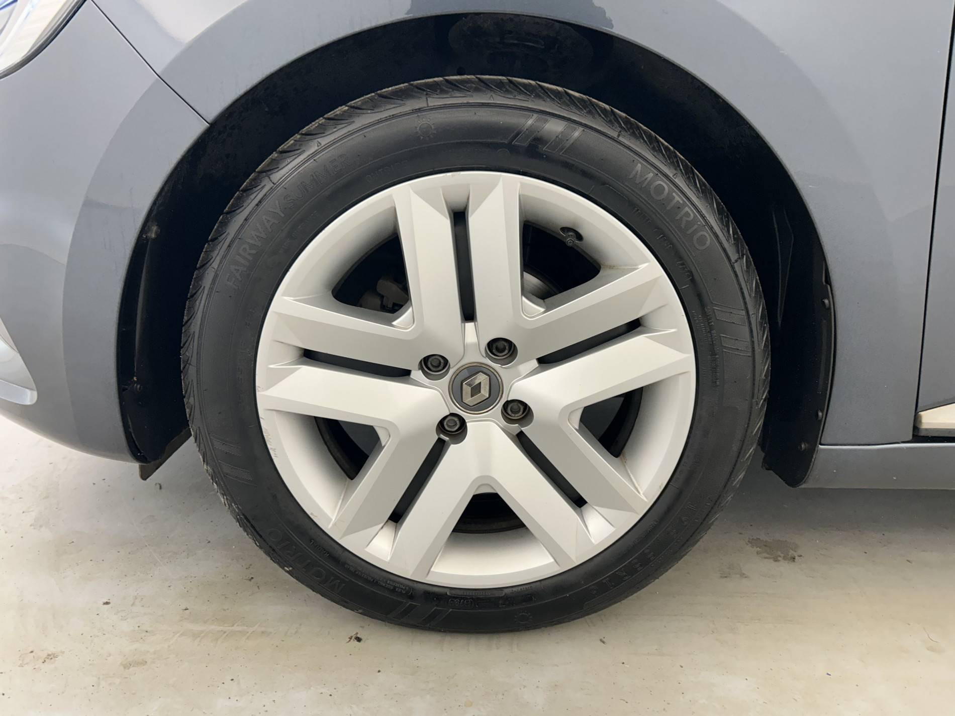 Vente en ligne Renault Clio 5 Clio SCe 65 - 21 au prix de 12 390 €