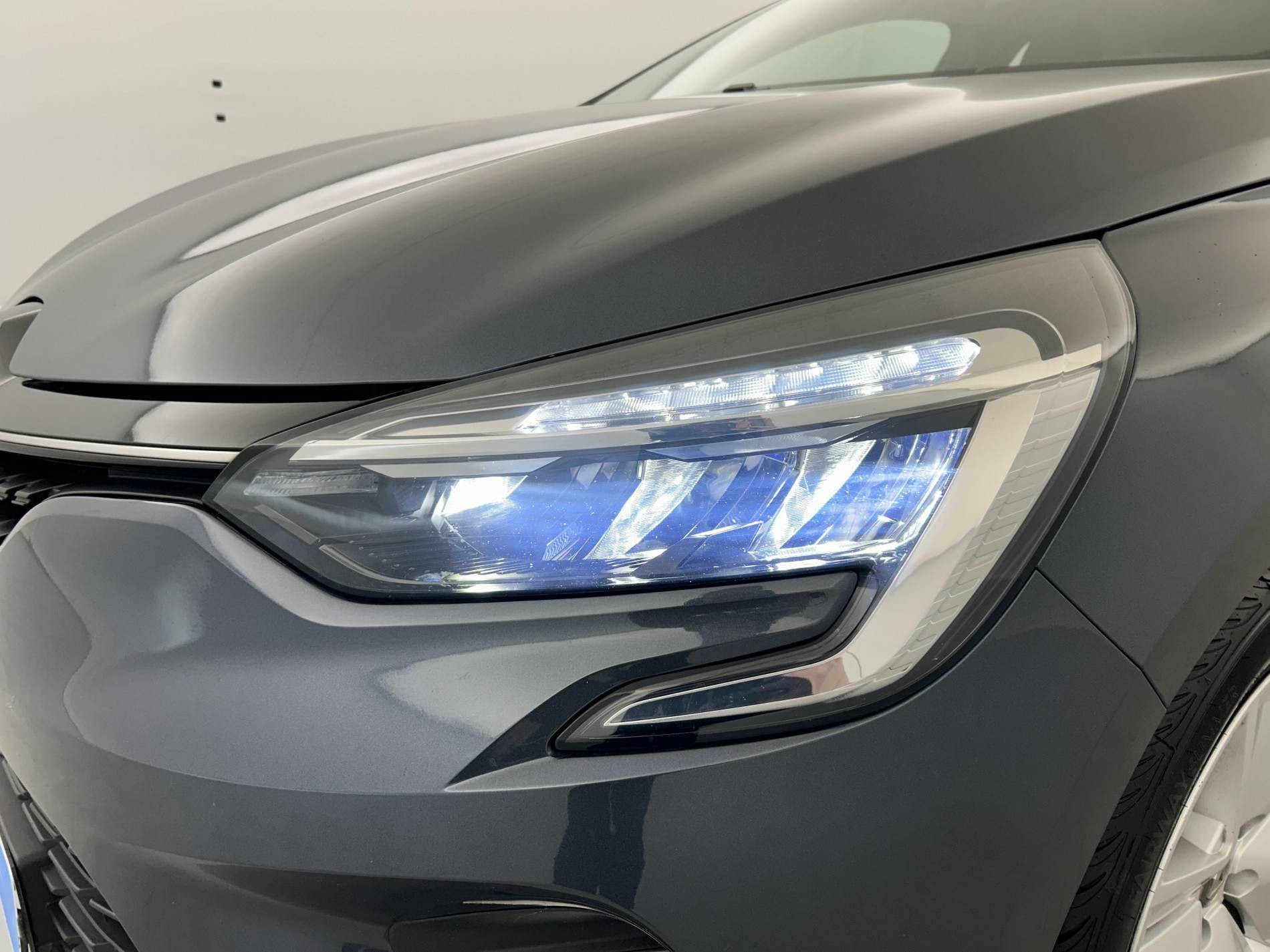 Vente en ligne Renault Clio 5 Clio SCe 65 - 21 au prix de 12 390 €