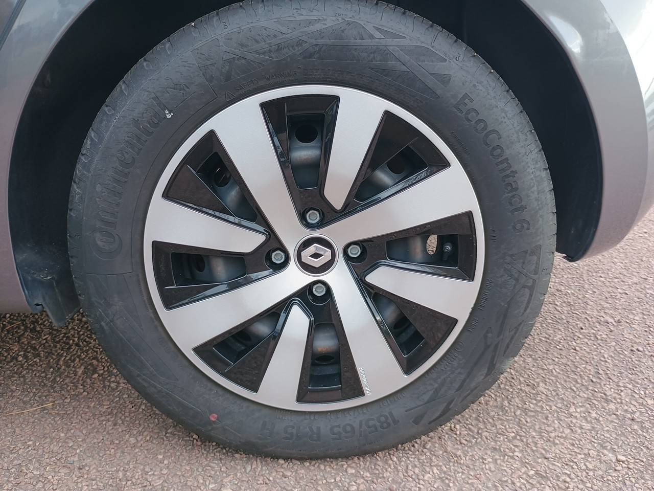 Vente en ligne Renault Clio 5 Clio TCe 90 au prix de 14 990 €