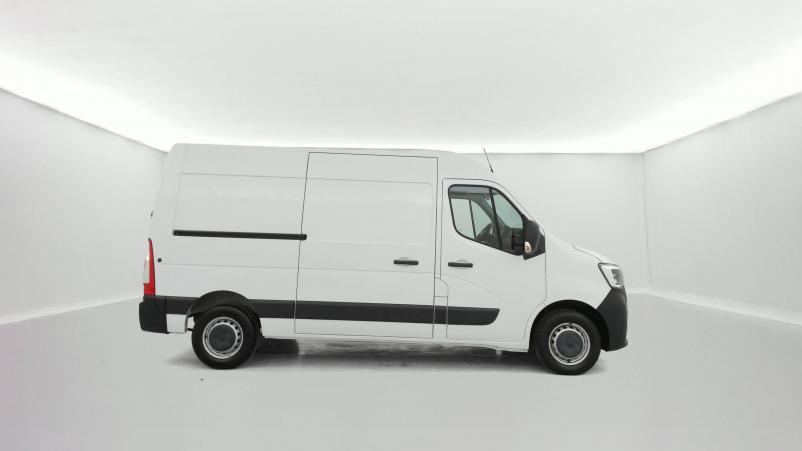 Vente en ligne Renault Master 3 Fourgon MASTER FGN TRAC F3500 L2H2 DCI 135 au prix de 19 990 €