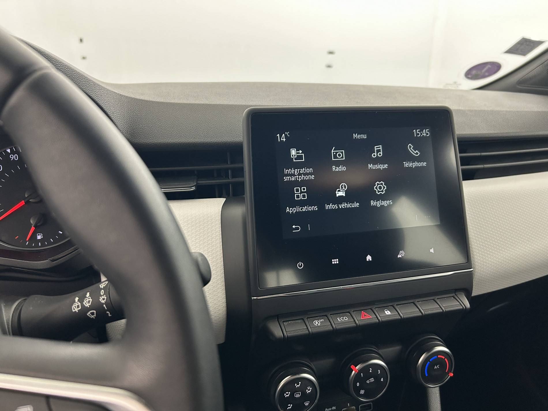 Vente en ligne Renault Clio 5 Clio TCe 90 - 21N au prix de 13 990 €