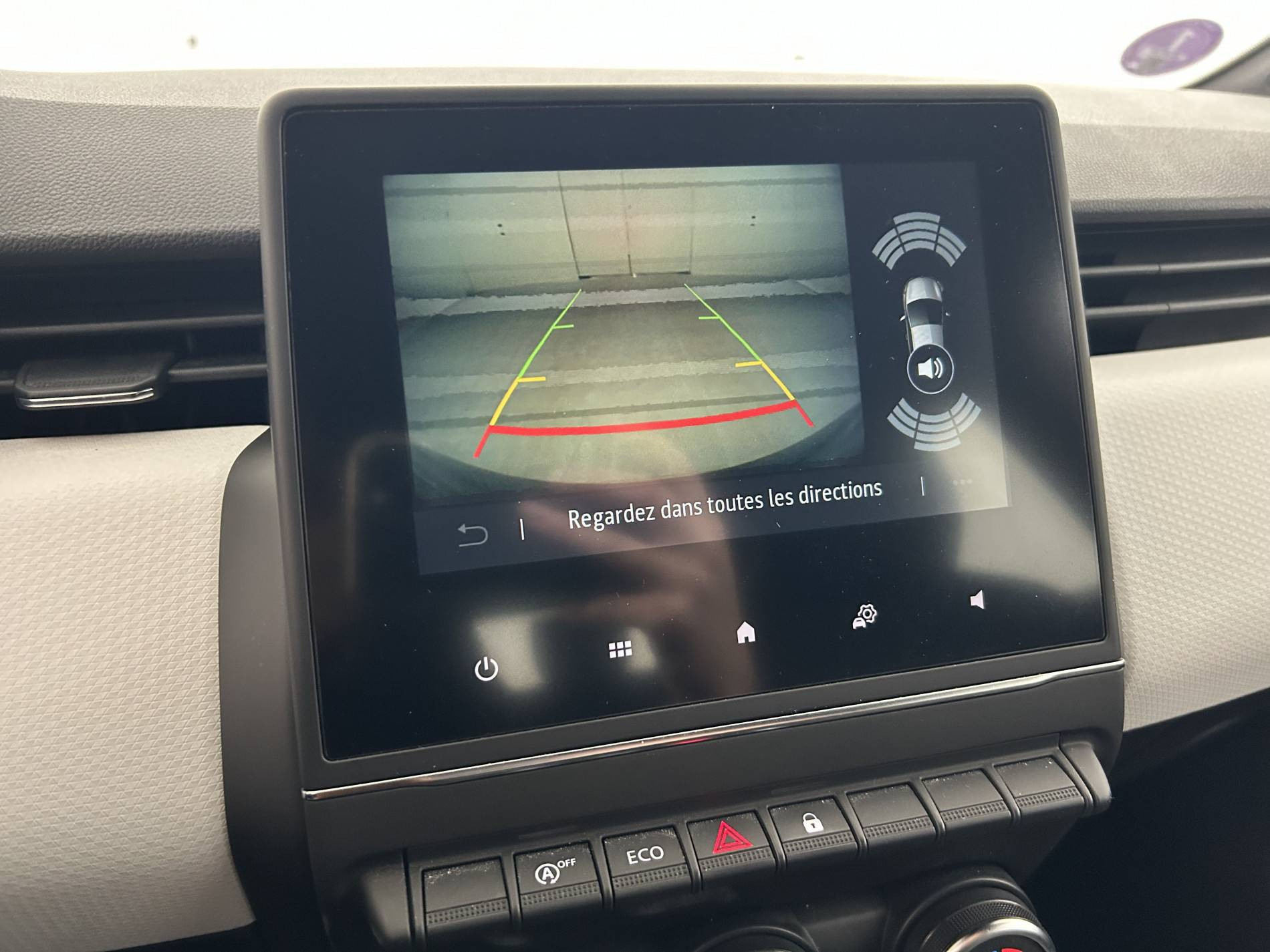 Vente en ligne Renault Clio 5 Clio TCe 90 - 21N au prix de 13 990 €