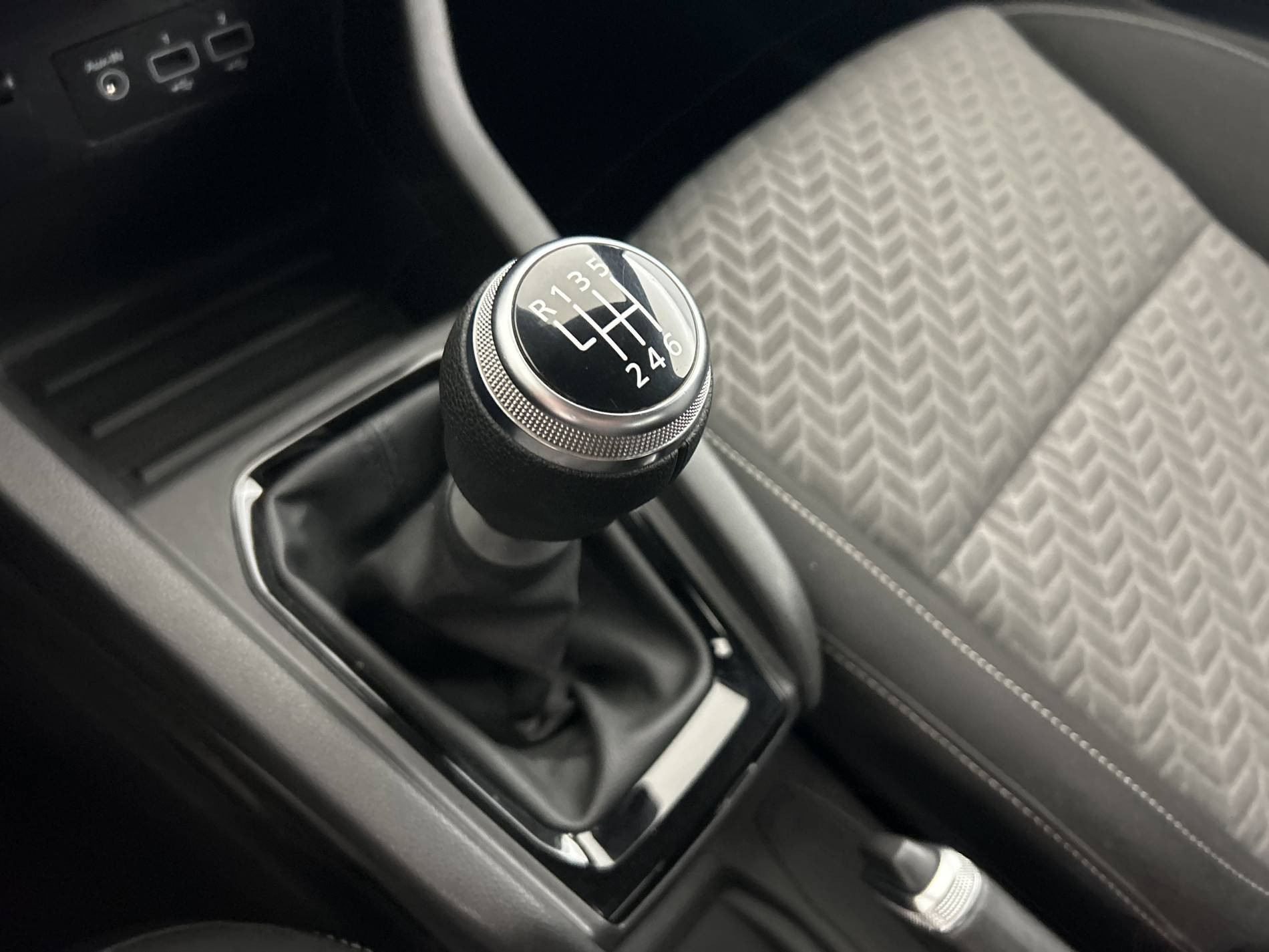 Vente en ligne Renault Clio 5 Clio TCe 90 - 21N au prix de 13 990 €