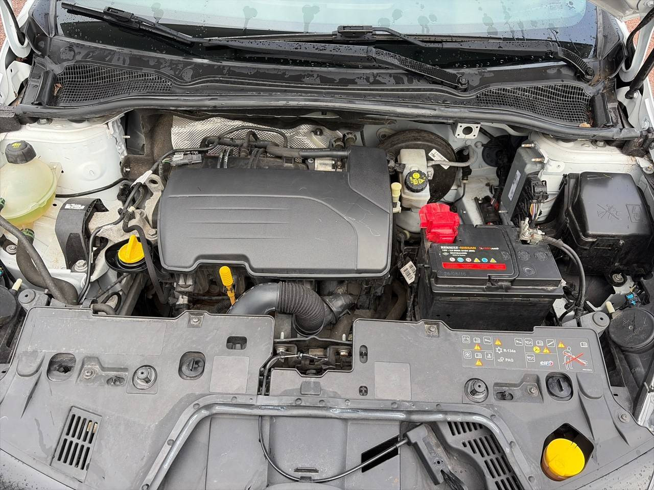 Vente en ligne Renault Clio 4 Clio 1.2 16V 75 au prix de 9 990 €