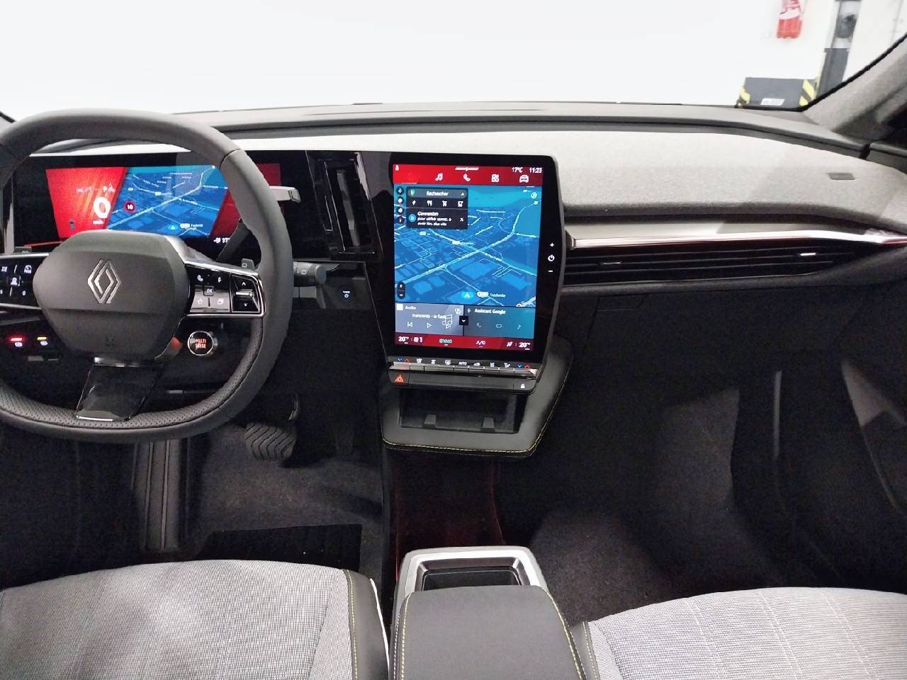 Vente en ligne Renault Scenic E-Tech  220 ch grande autonomie au prix de 42 700 €