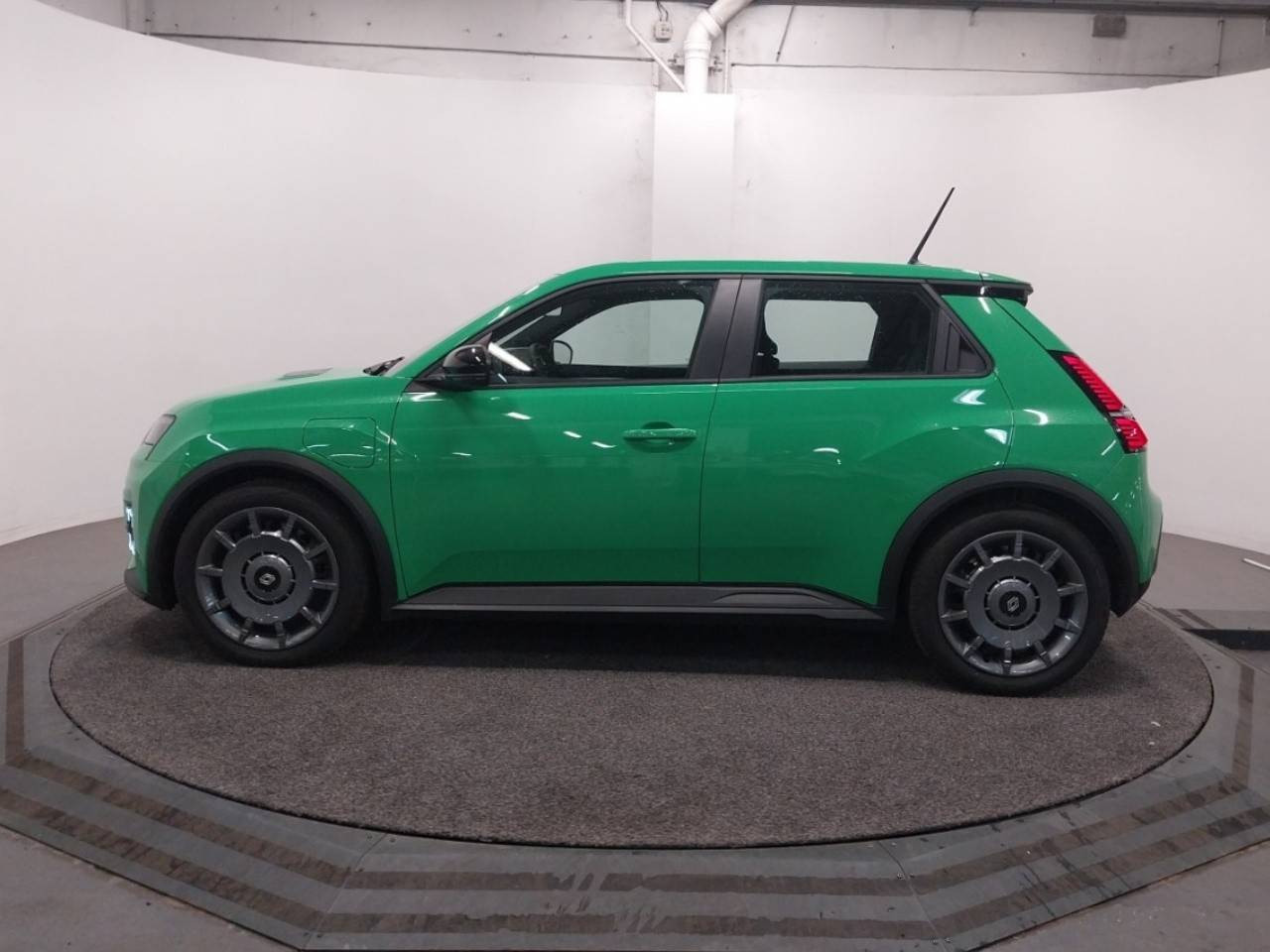 Vente en ligne Renault R5 E-Tech  120 ch autonomie urbaine au prix de 23 790 €