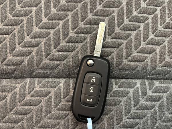 Vente en ligne Renault Clio 5 Clio SCe 65 au prix de 13 690 €