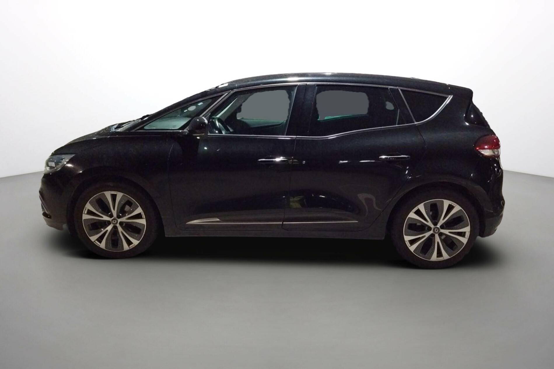 Vente en ligne Renault Scenic 4 Scenic dCi 130 Energy au prix de 13 590 €