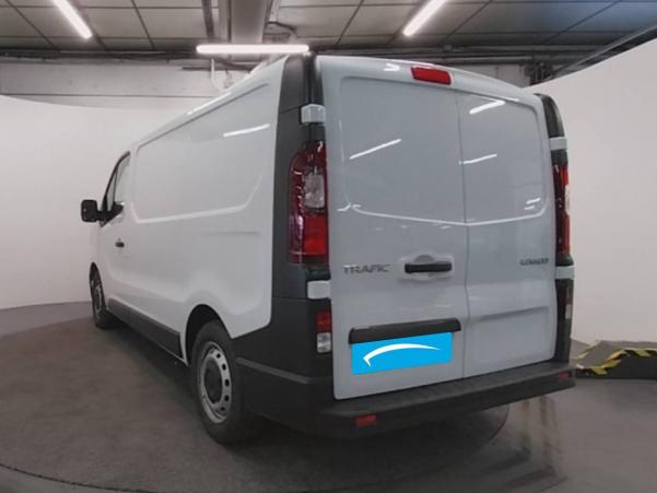 Vente en ligne Renault Trafic 3 Fourgon TRAFIC FGN L1H1 2800 KG BLUE DCI 110 au prix de 22 900 €