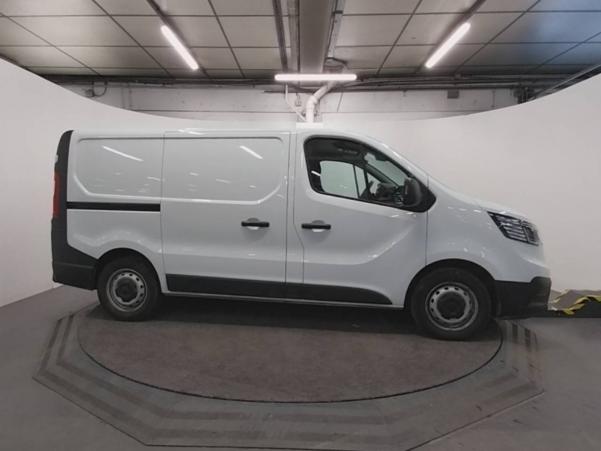 Vente en ligne Renault Trafic 3 Fourgon TRAFIC FGN L1H1 2800 KG BLUE DCI 110 au prix de 22 900 €